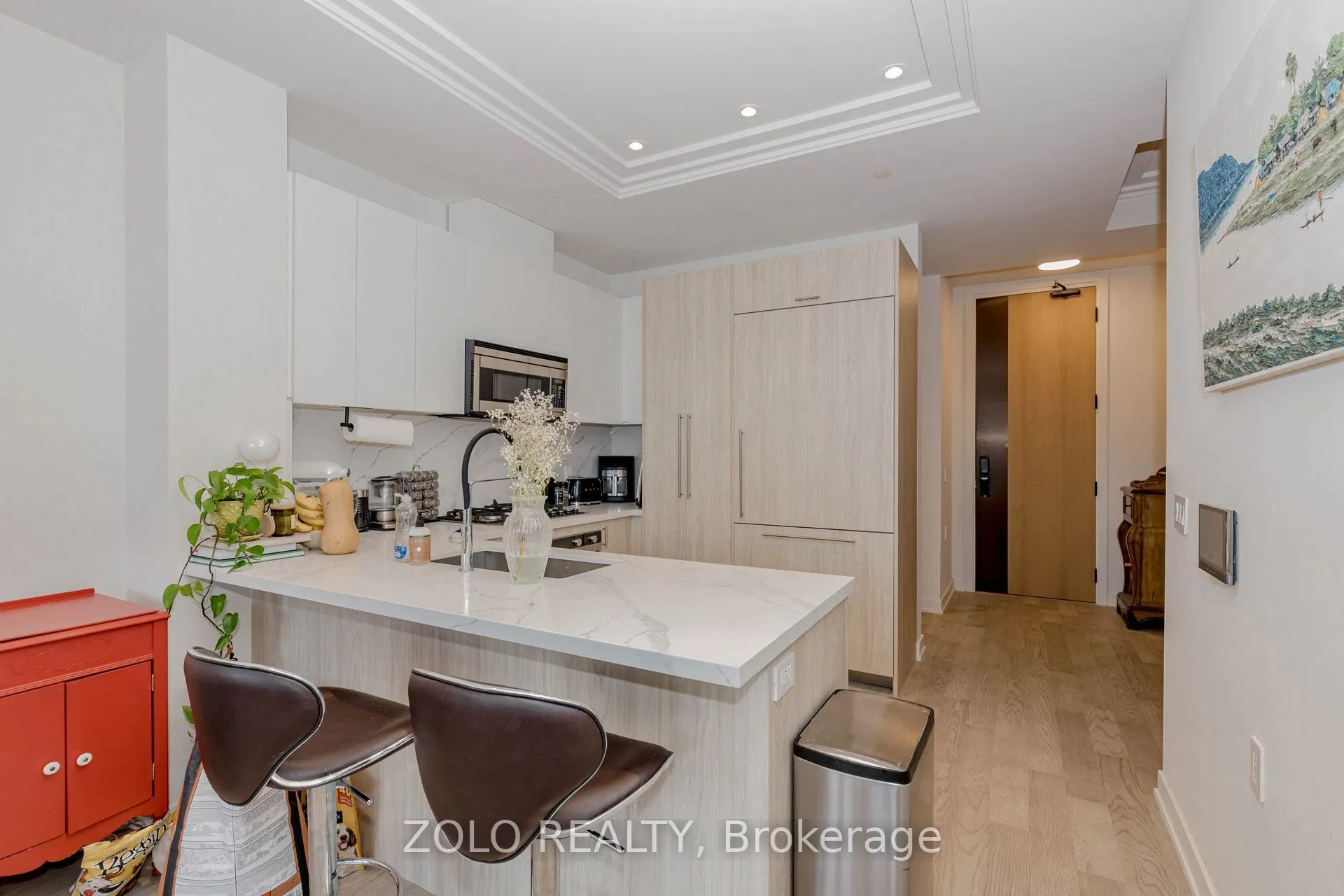 123 Maurice Drive, #208