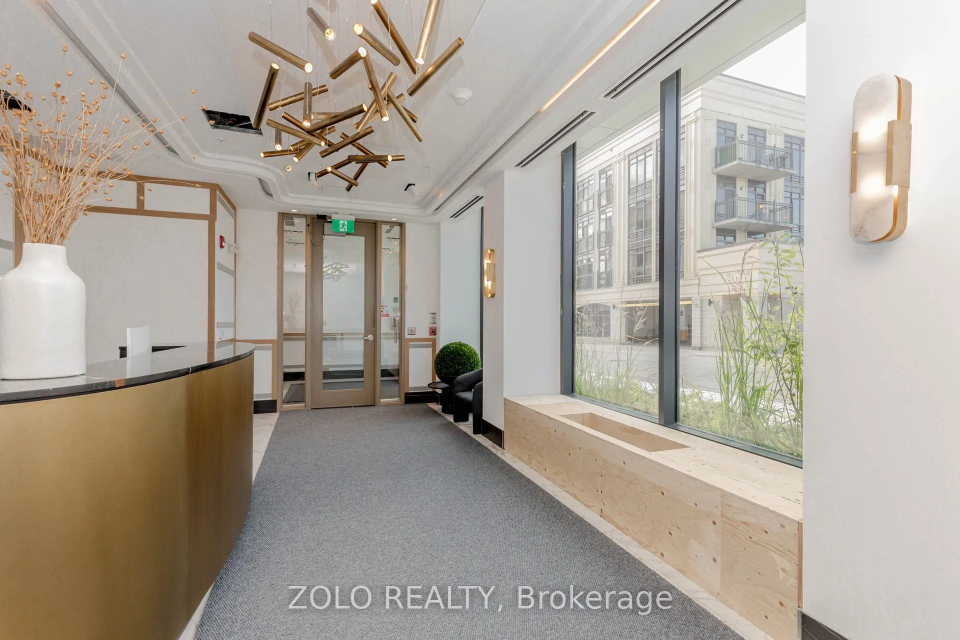 123 Maurice Drive, #208