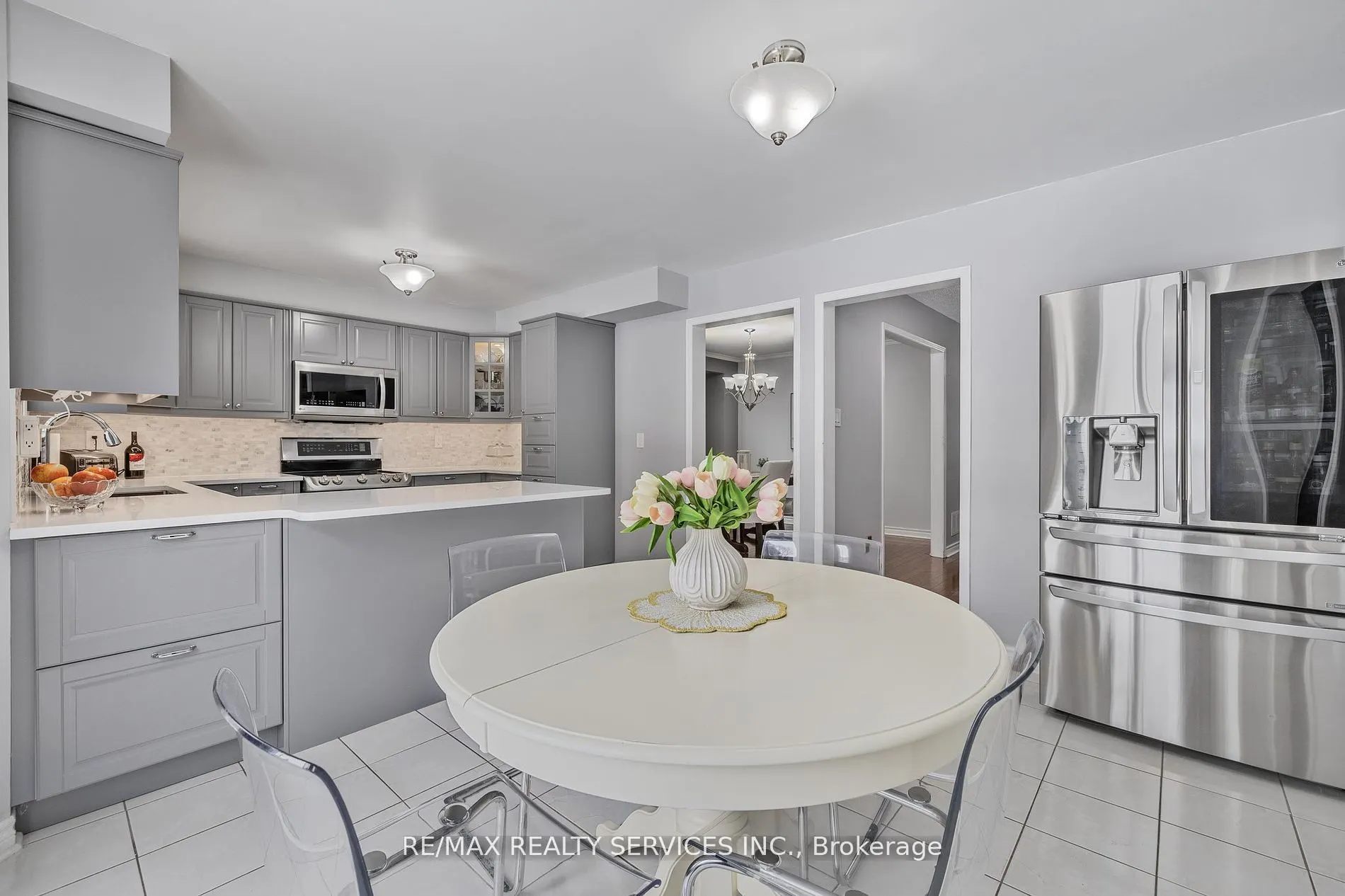 24 Royal Valley Drive