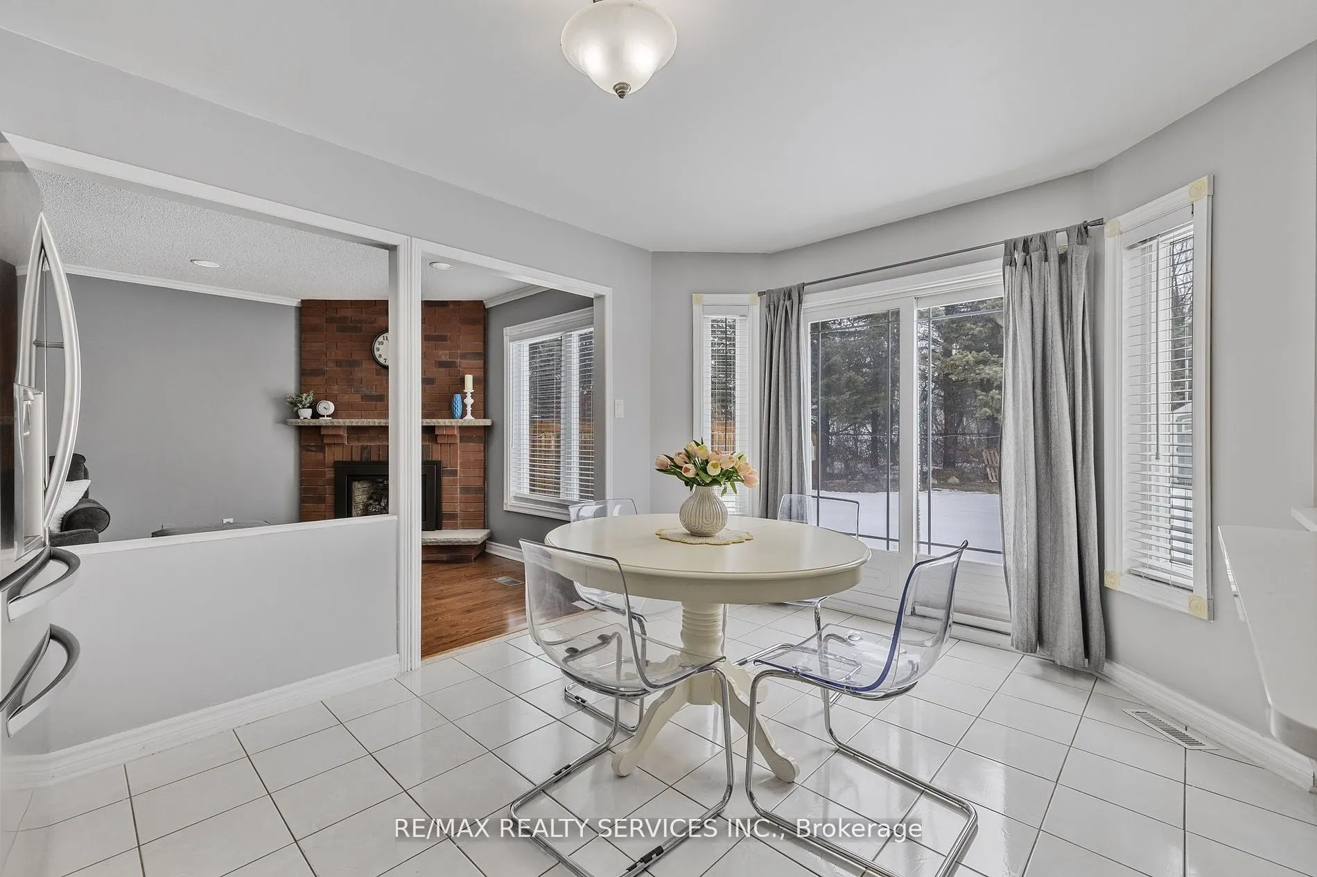 24 Royal Valley Drive