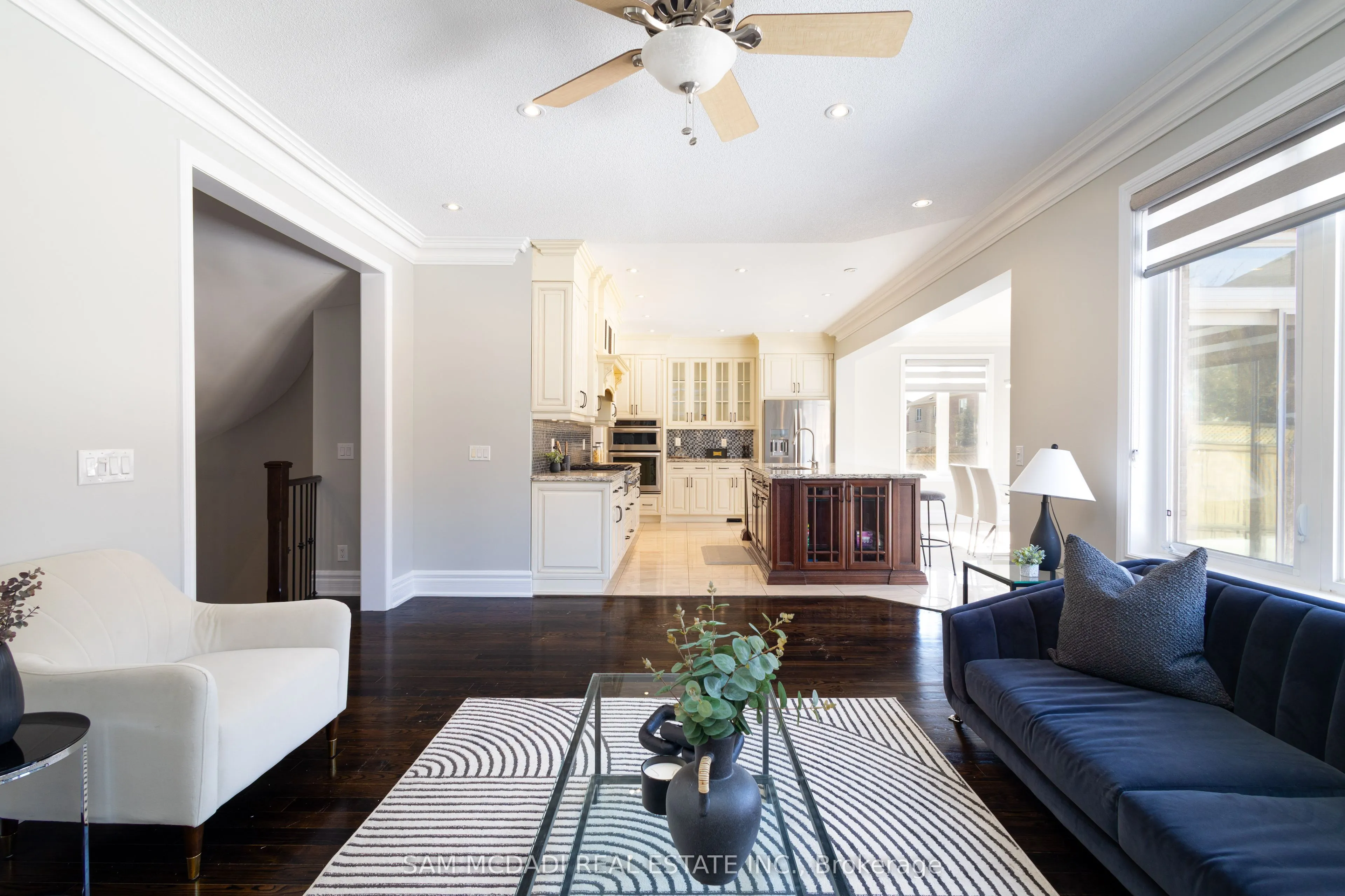 5572 Trailbank Drive