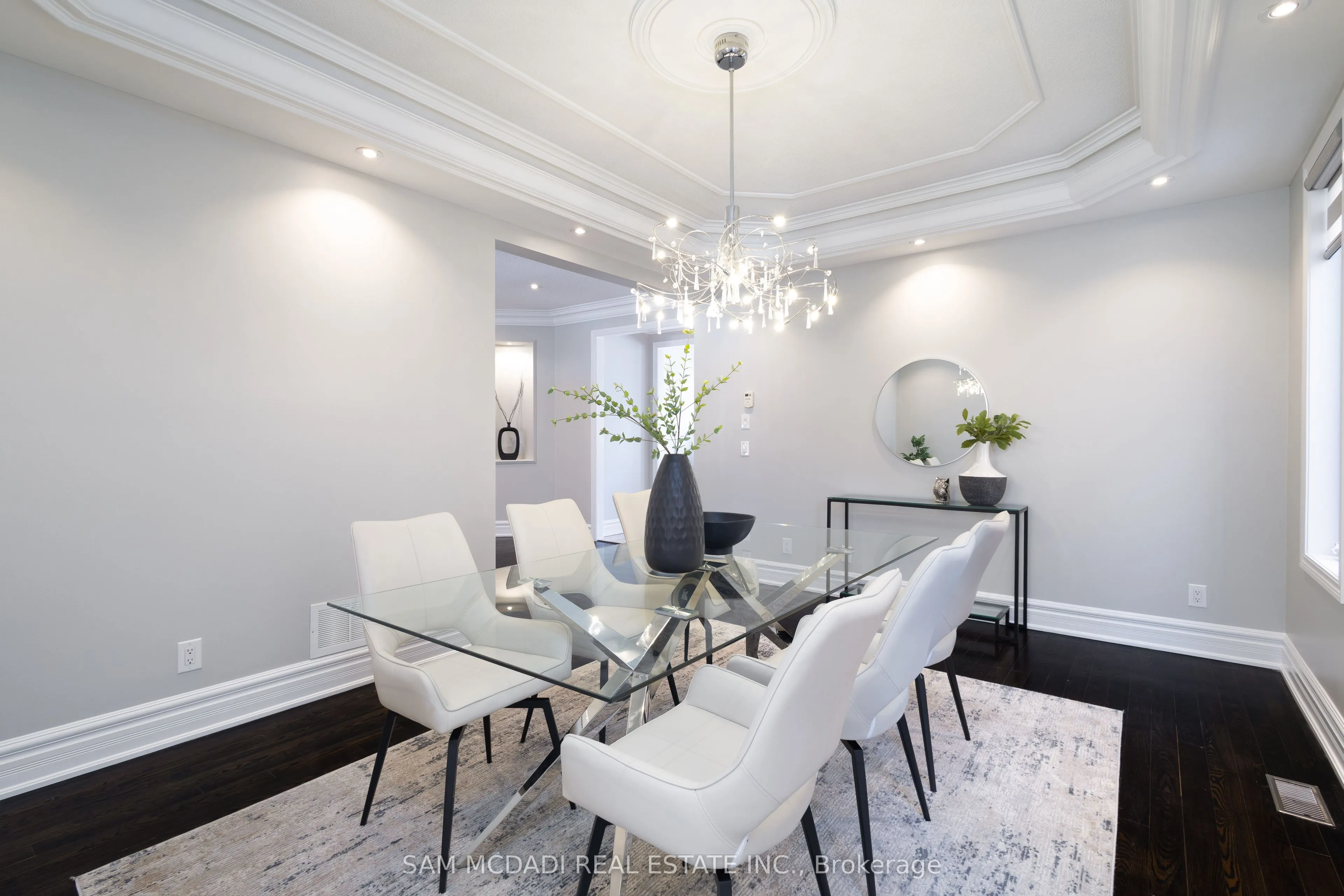 5572 Trailbank Drive