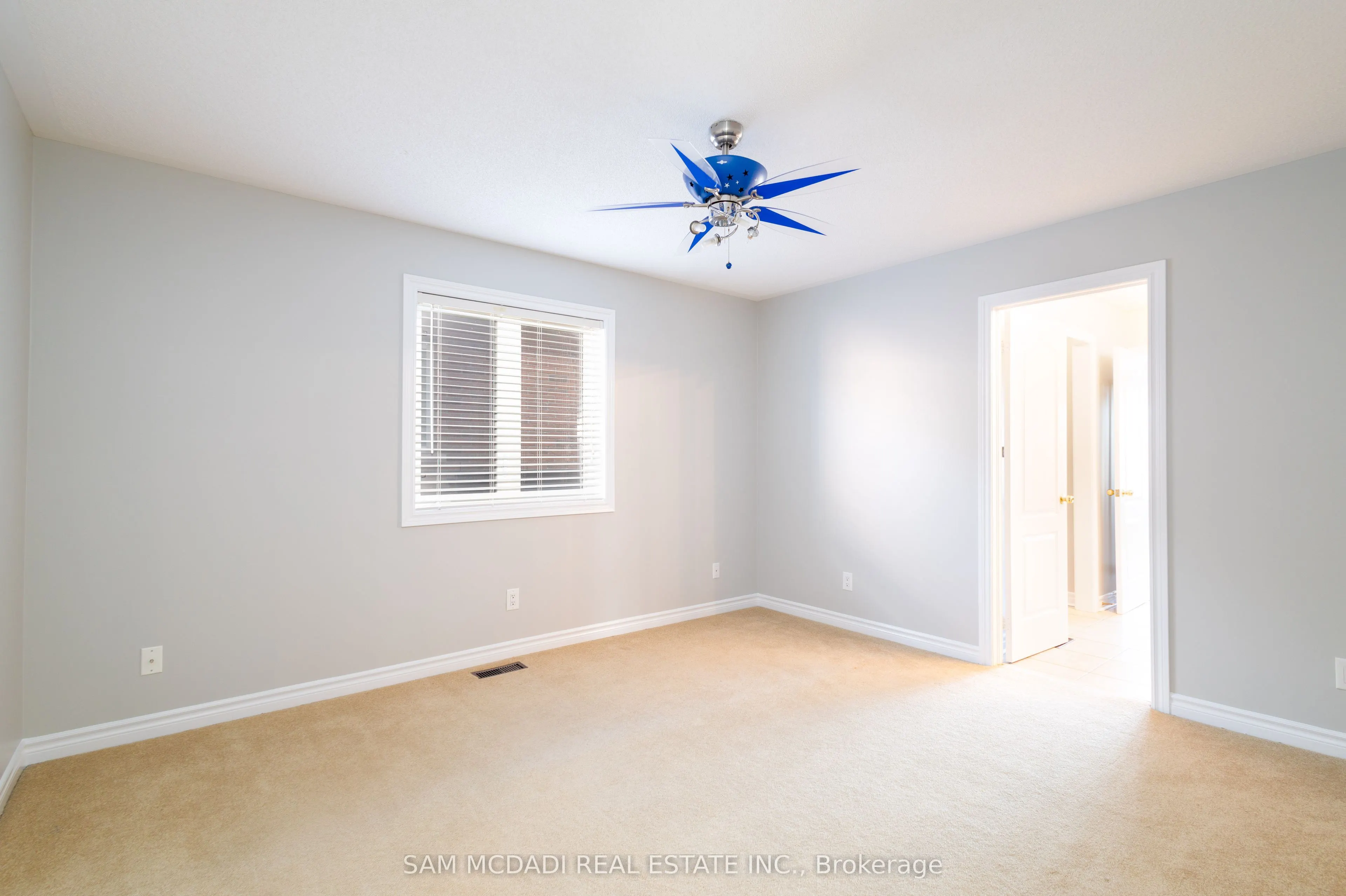 5572 Trailbank Drive