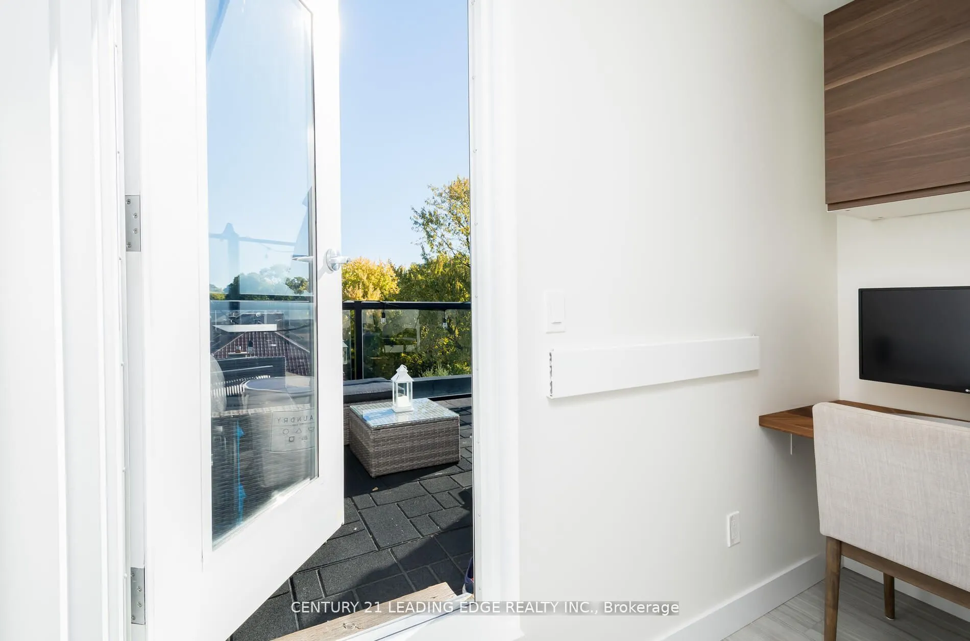 441 Jane Street, #204