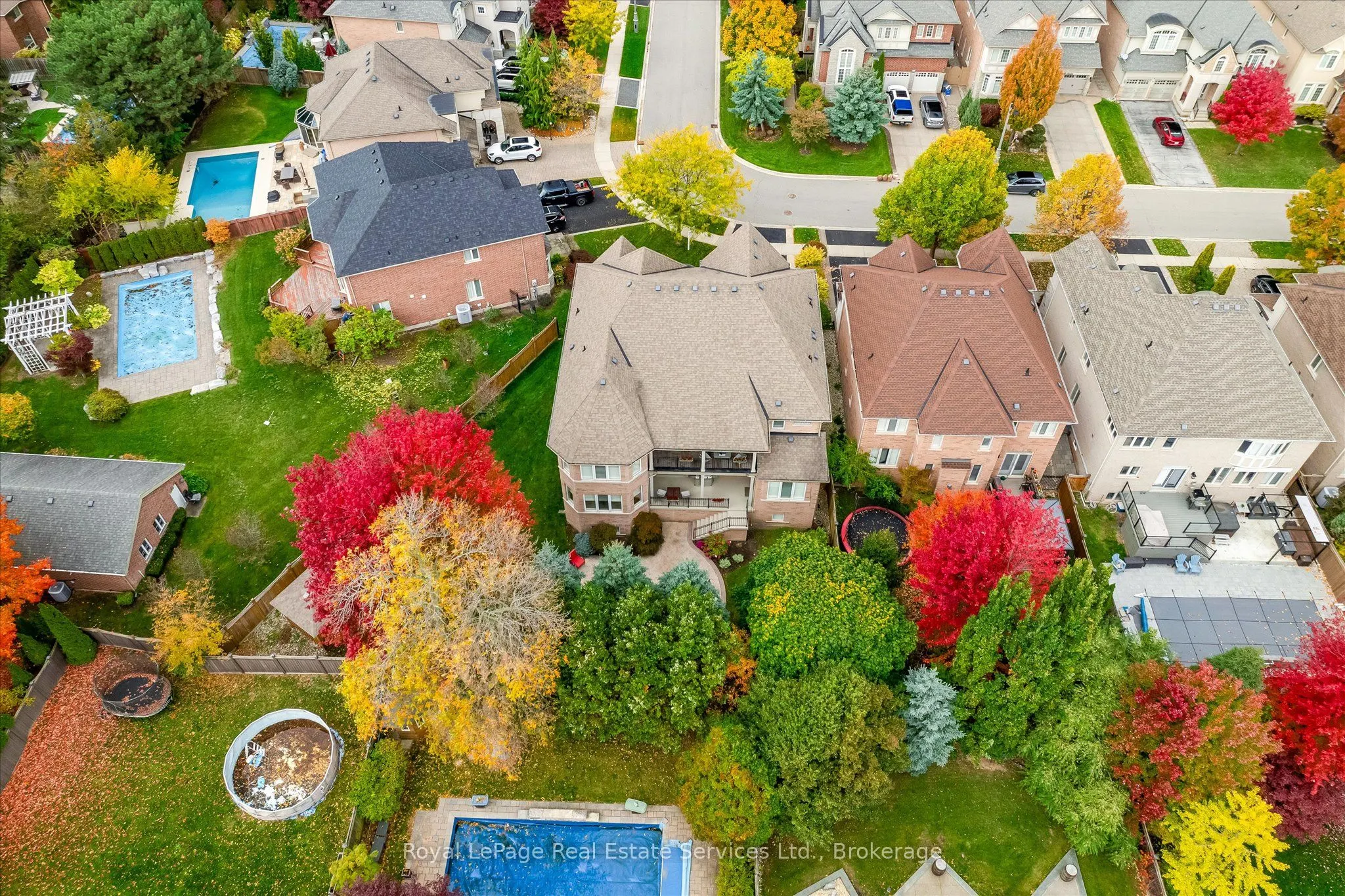 3340 Mistwell Crescent