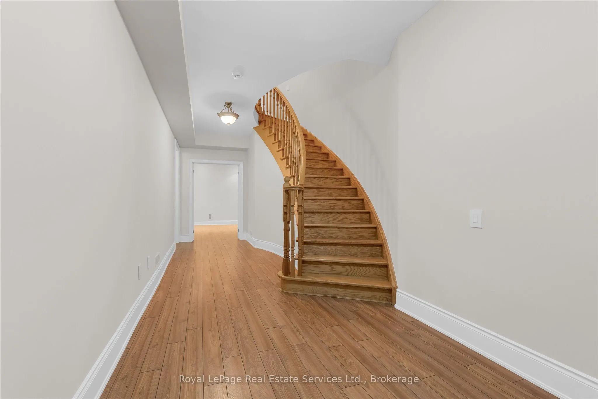 3340 Mistwell Crescent