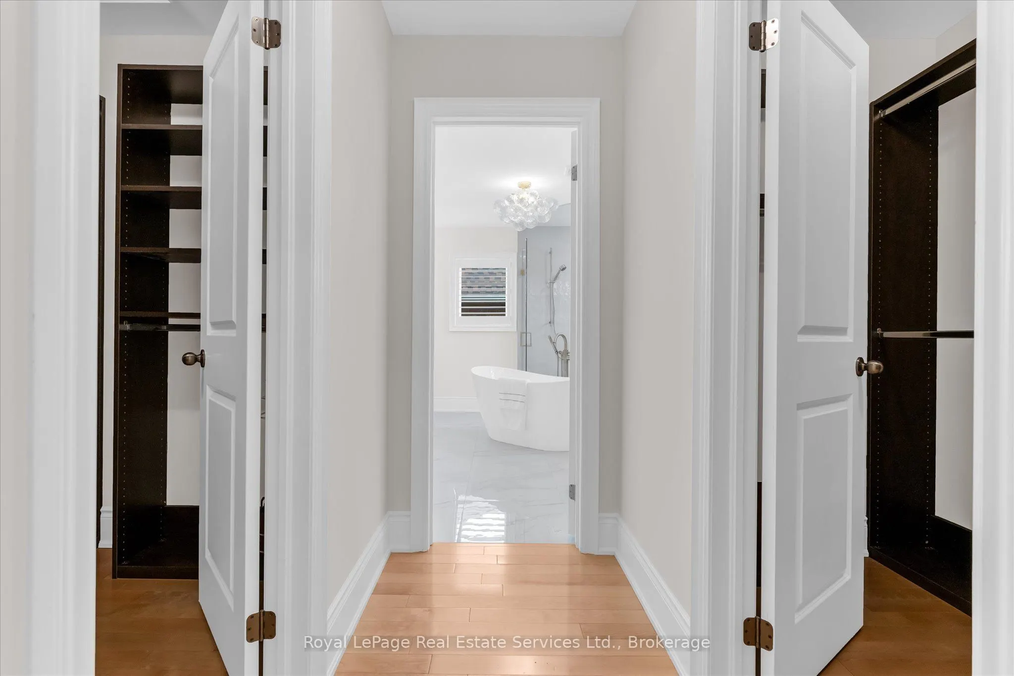 3340 Mistwell Crescent