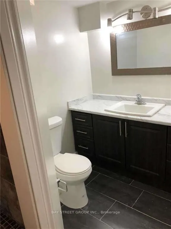 110 Turquoise Crescent, #Lower