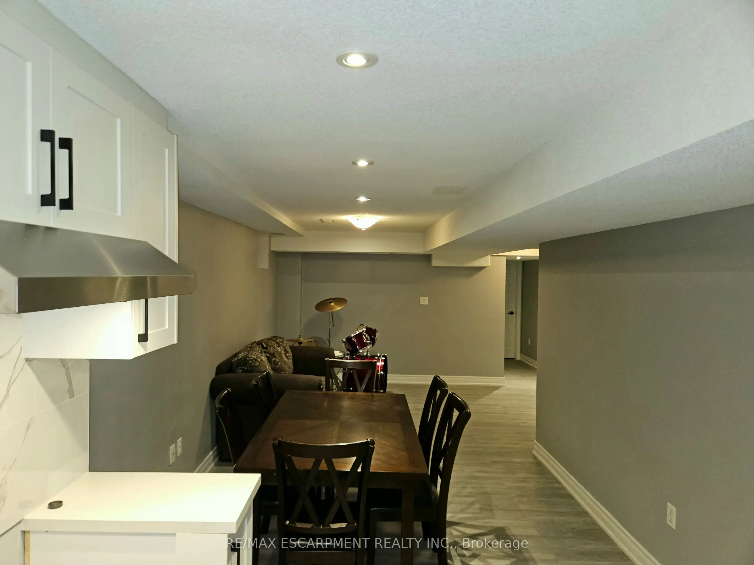 3881 Brinwood (Basement) Gate