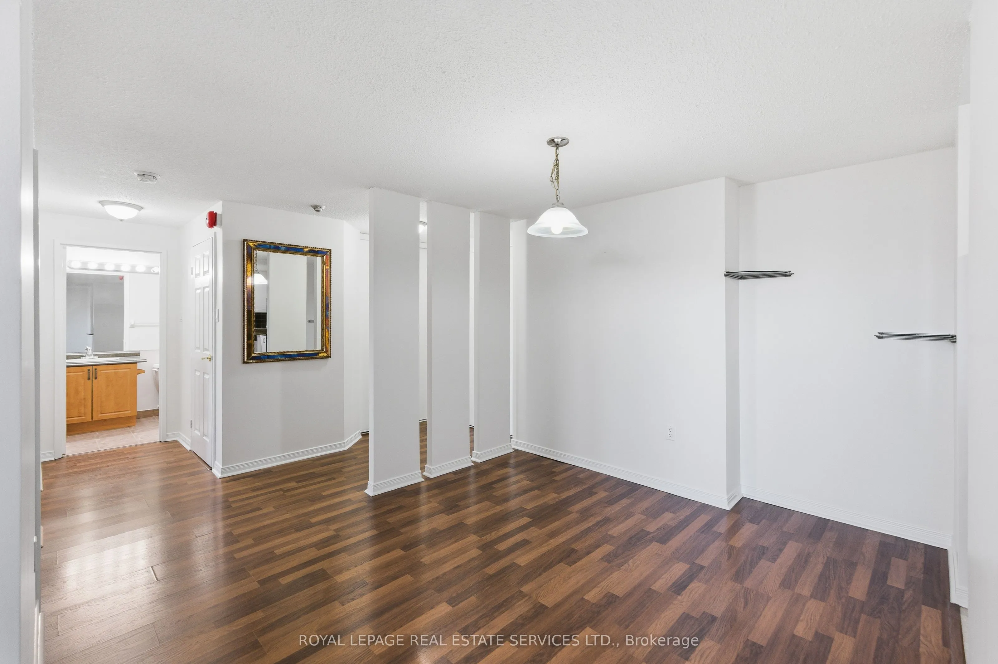 6720 Glen Erin Drive #904