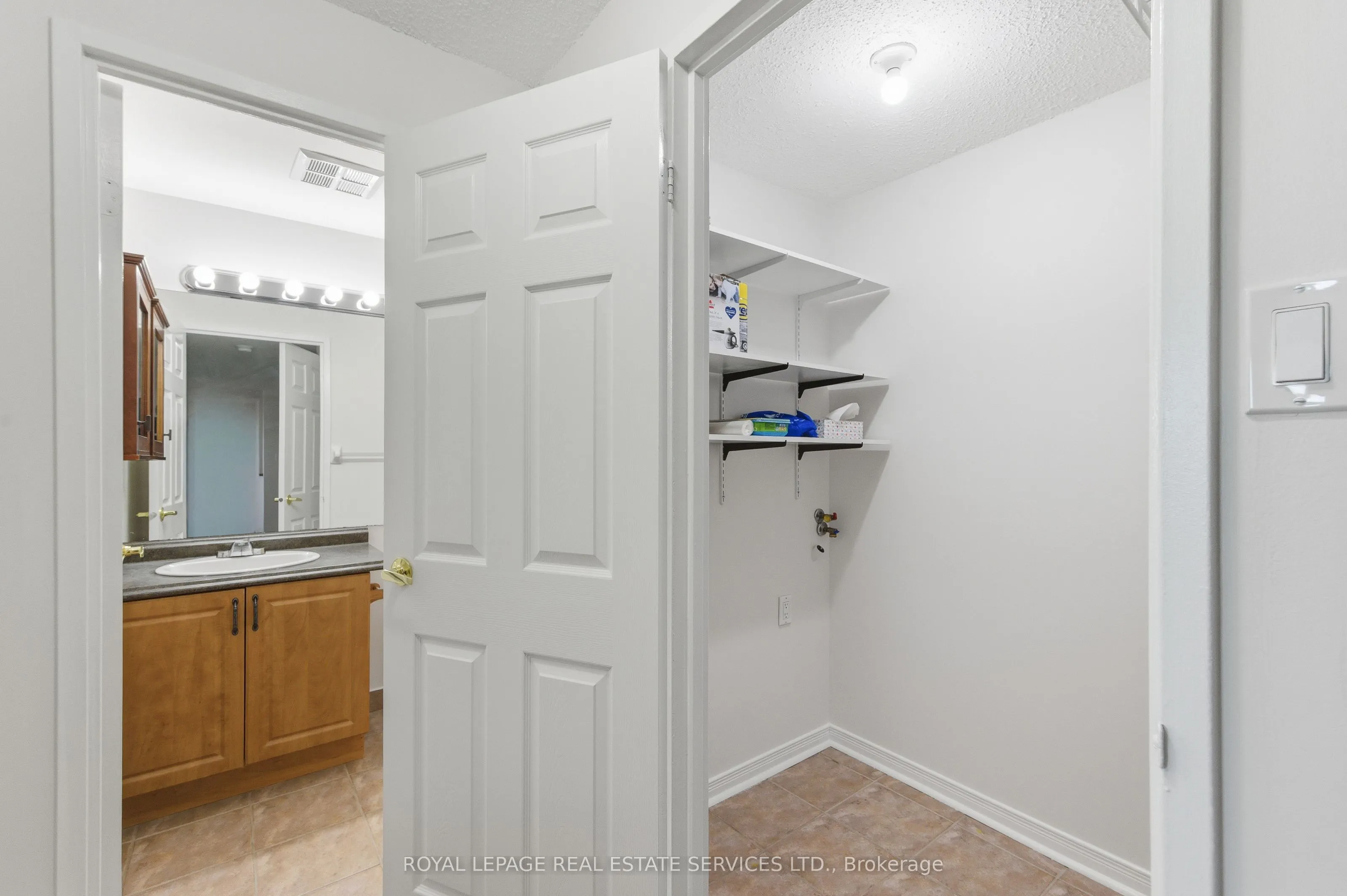 6720 Glen Erin Drive #904