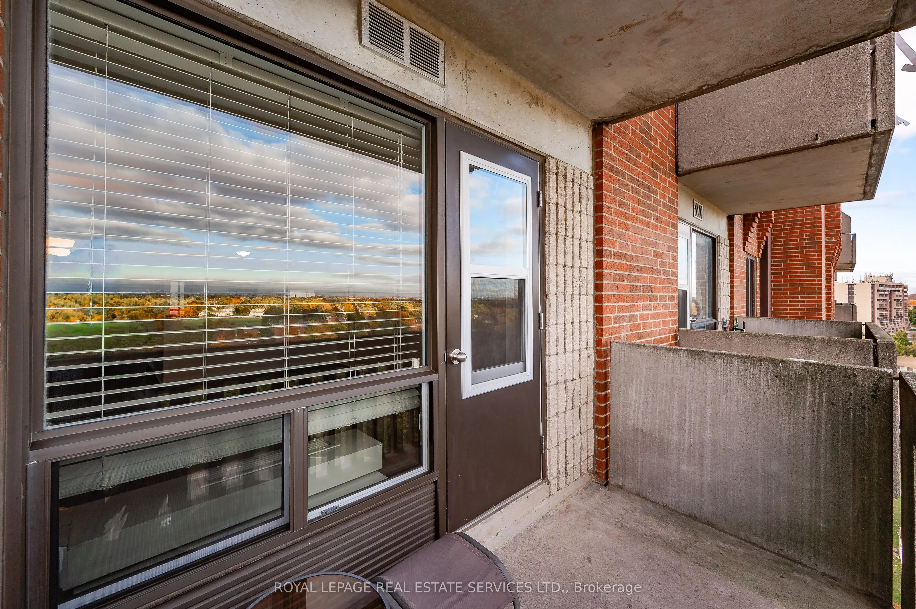 6720 Glen Erin Drive, #904