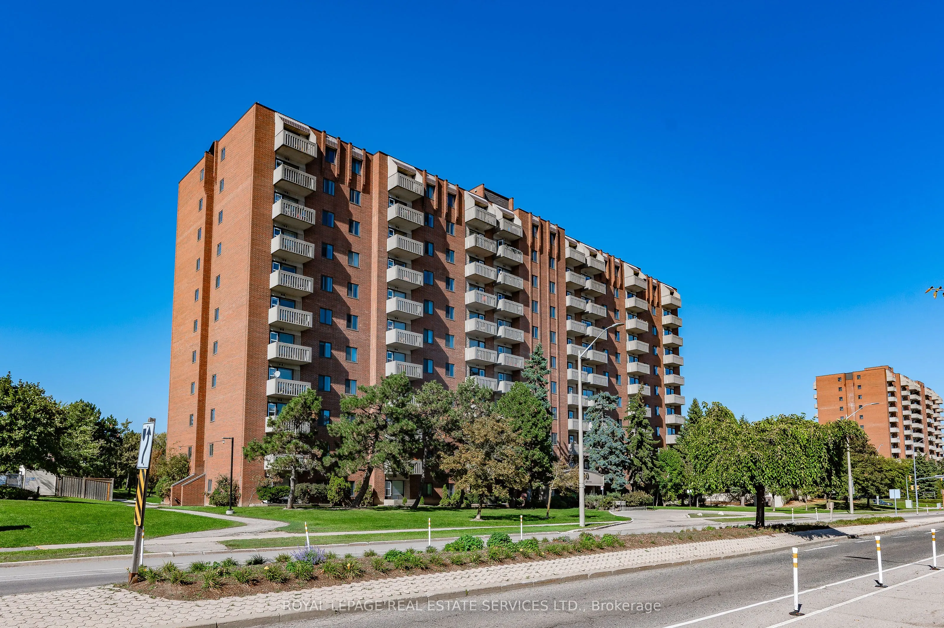 6720 Glen Erin Drive #904