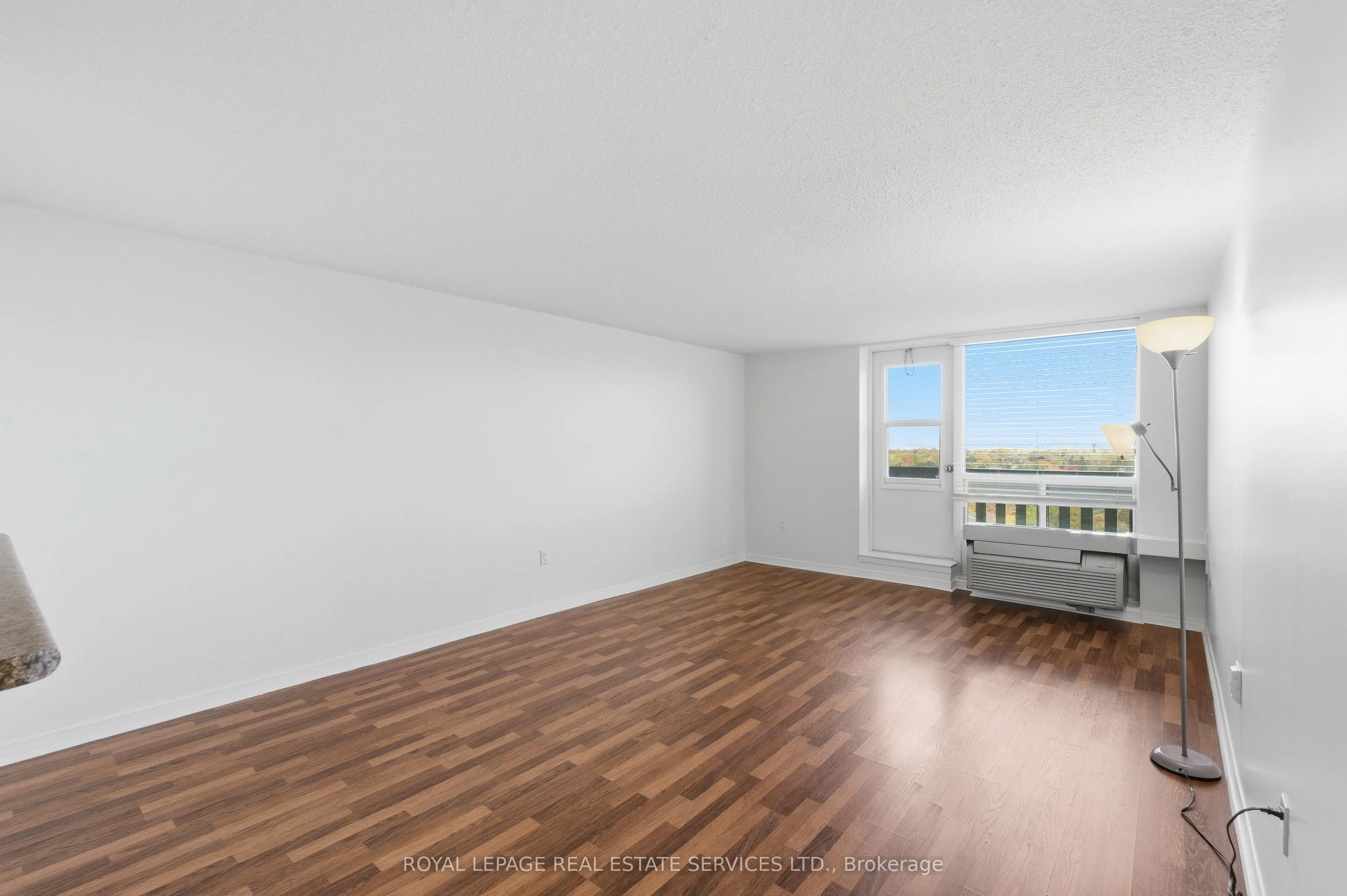 6720 Glen Erin Drive #904
