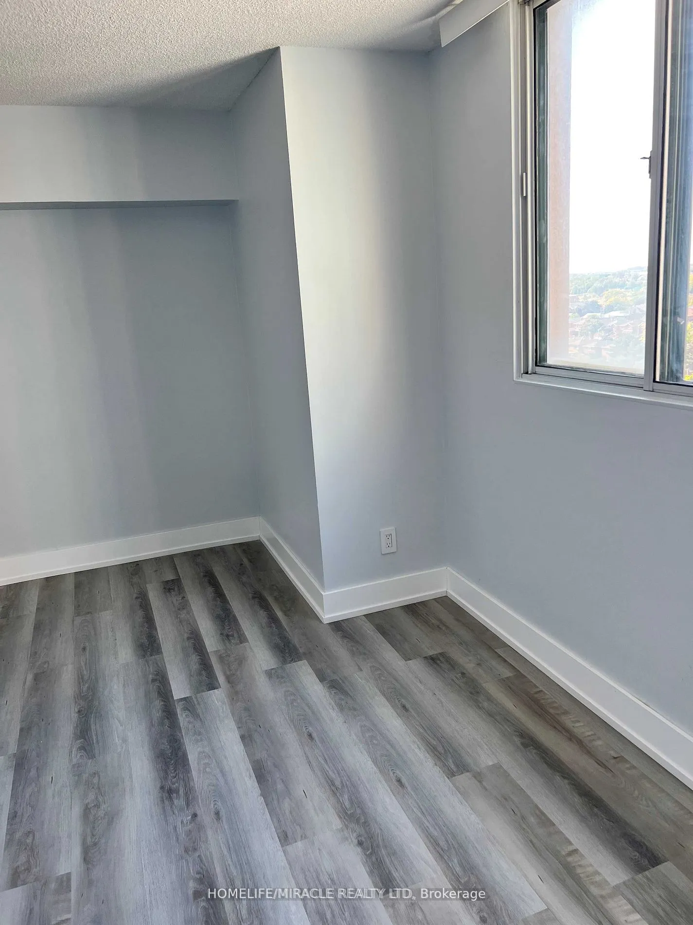 155 Hillcrest Avenue, #1412