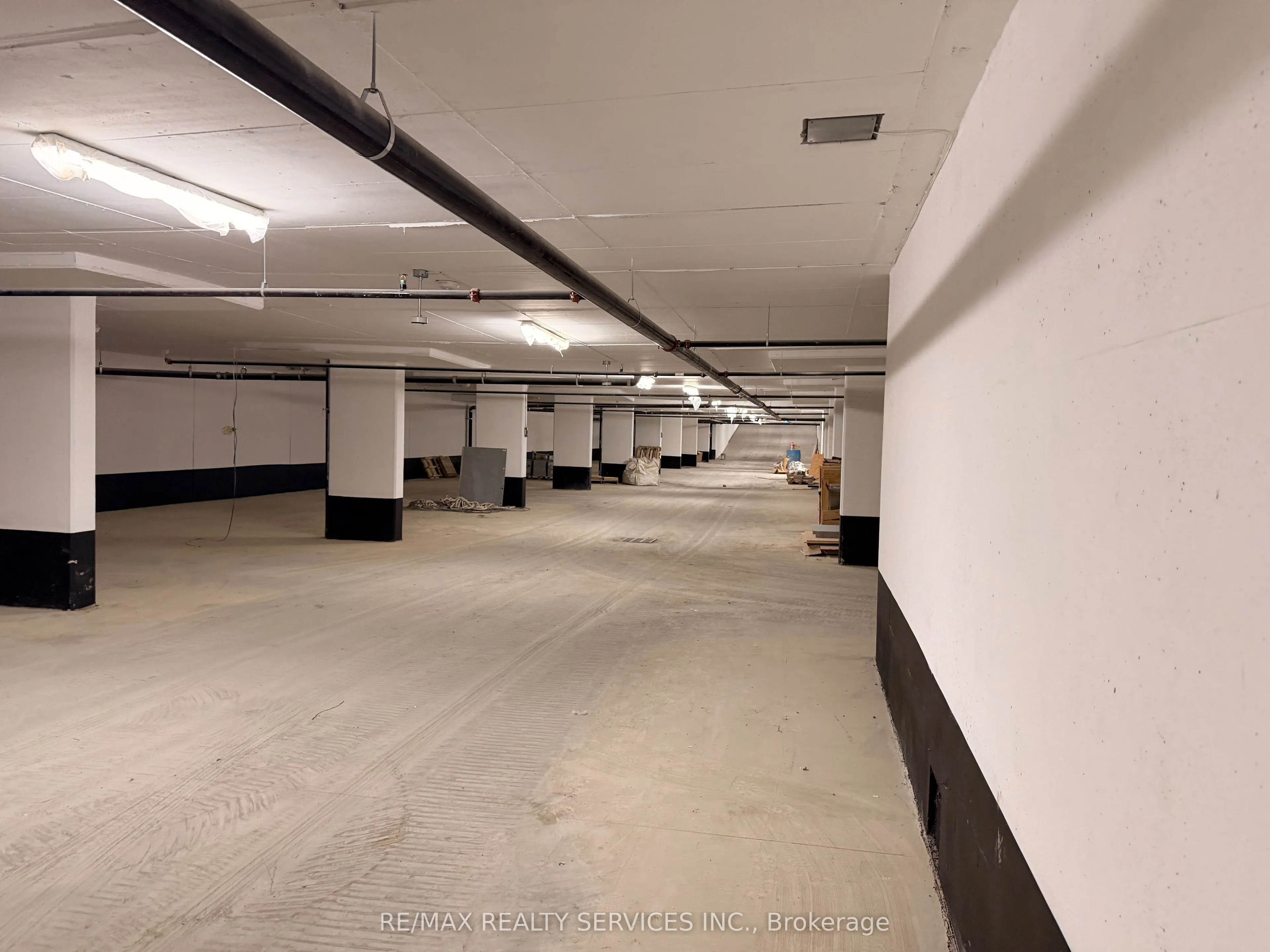 600 Dixon Road, #321