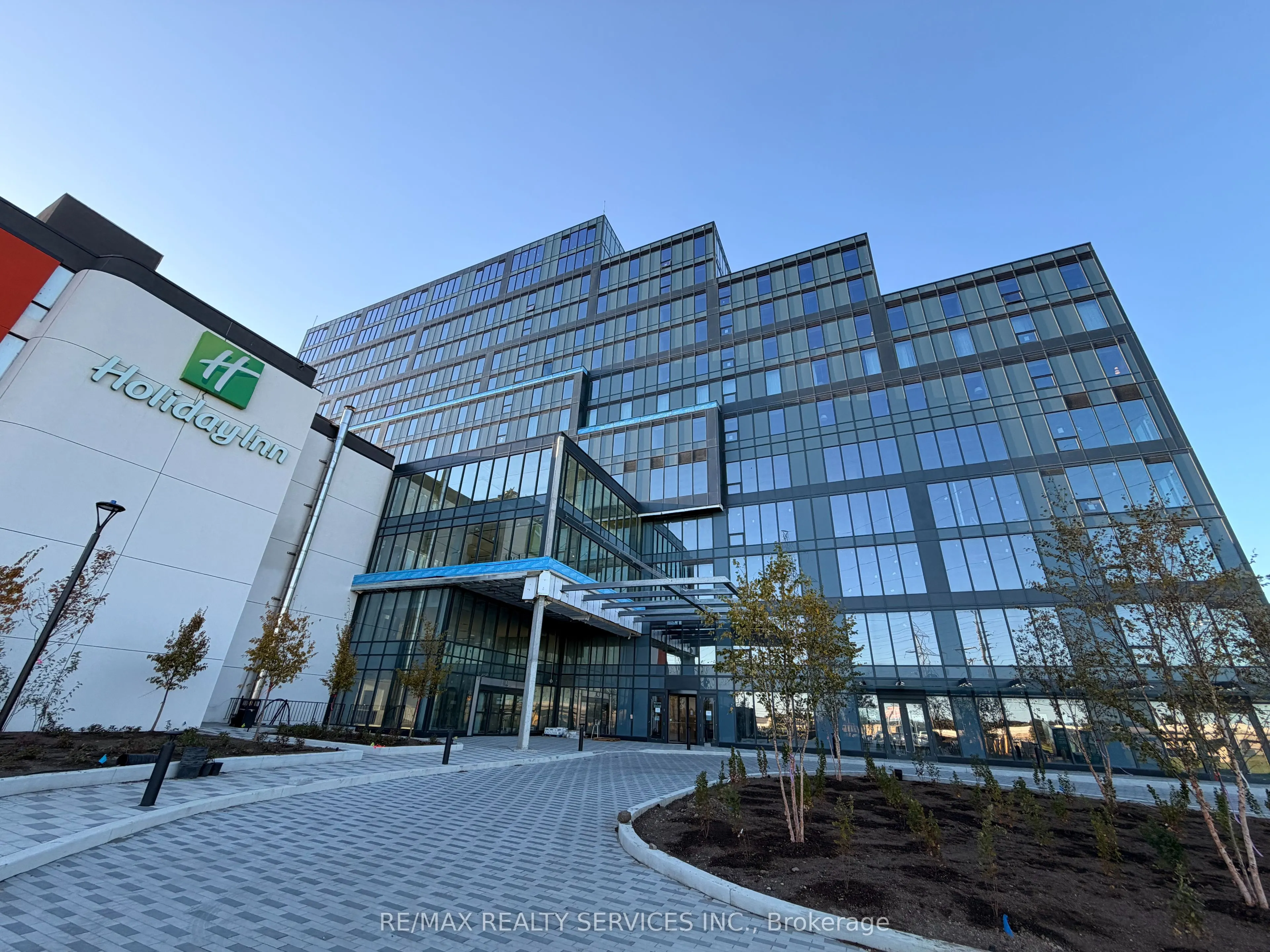 600 Dixon Road, #321