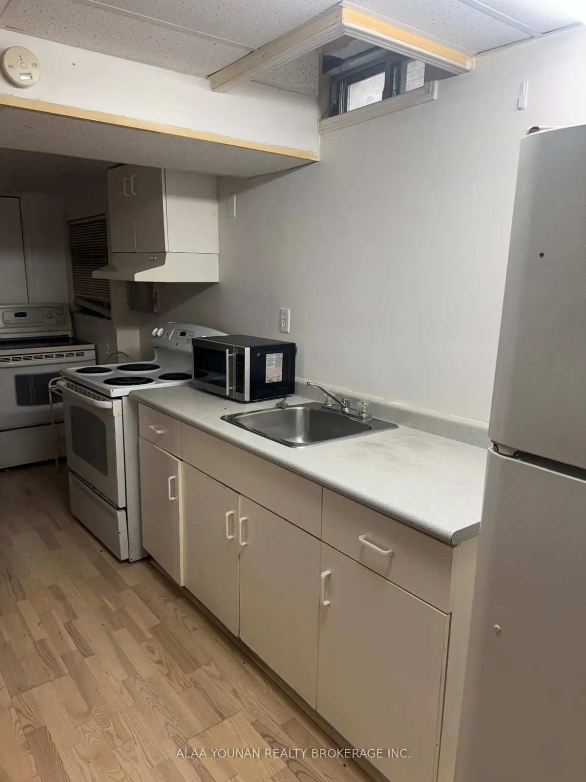 62 WEATHER VANE Line