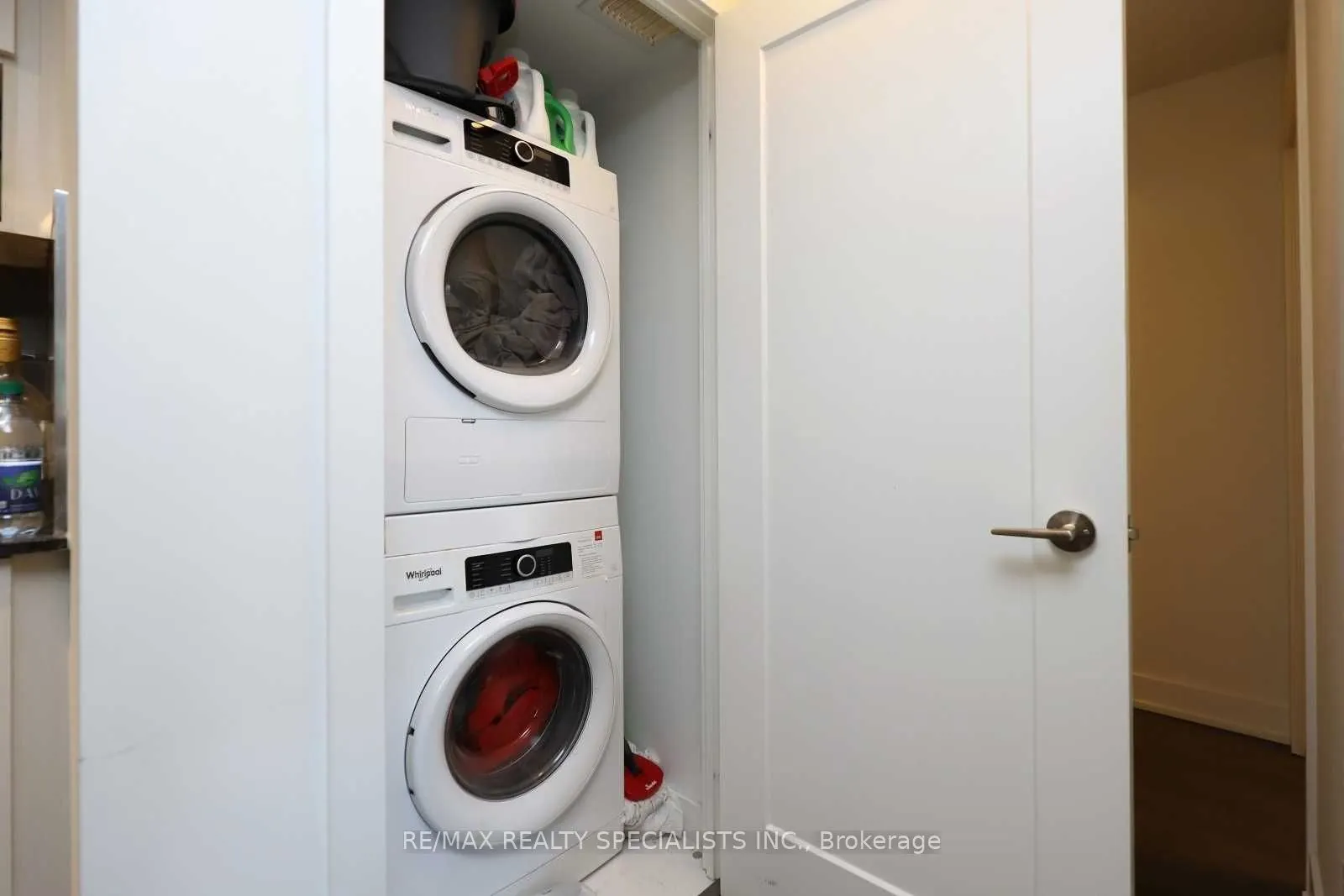 7 Mabelle Avenue, #506