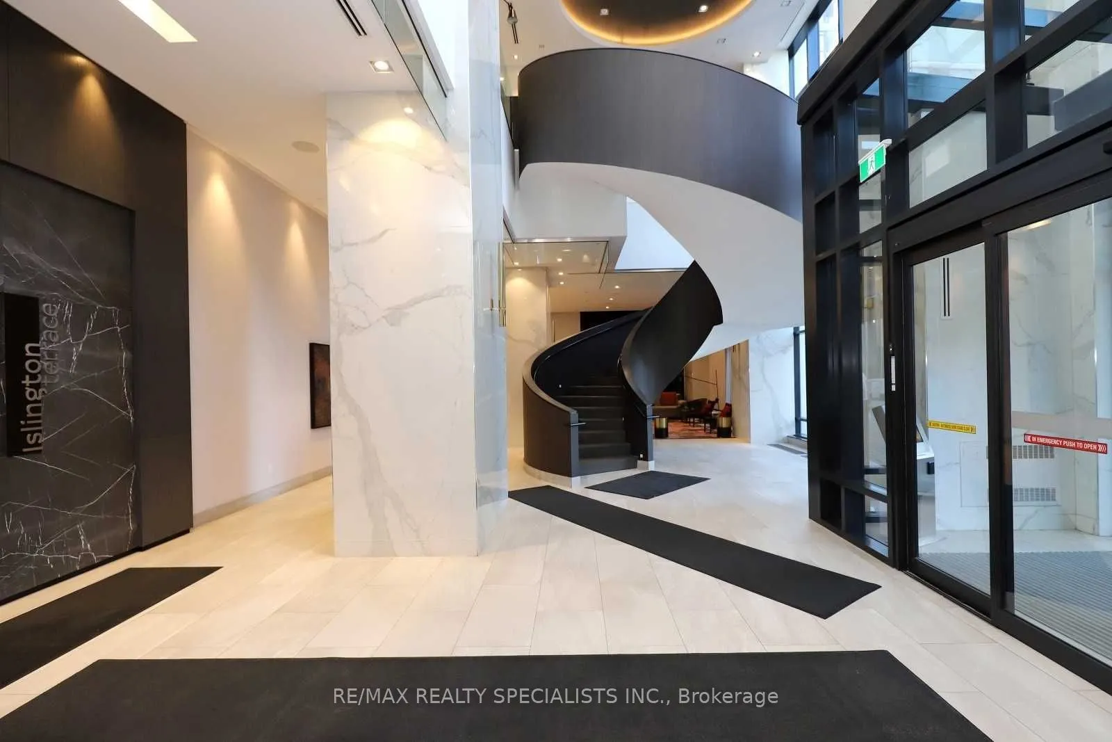 7 Mabelle Avenue, #506