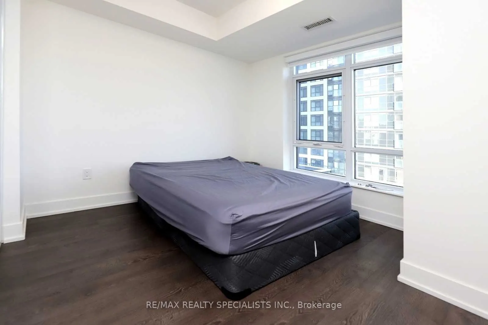 7 Mabelle Avenue, #506