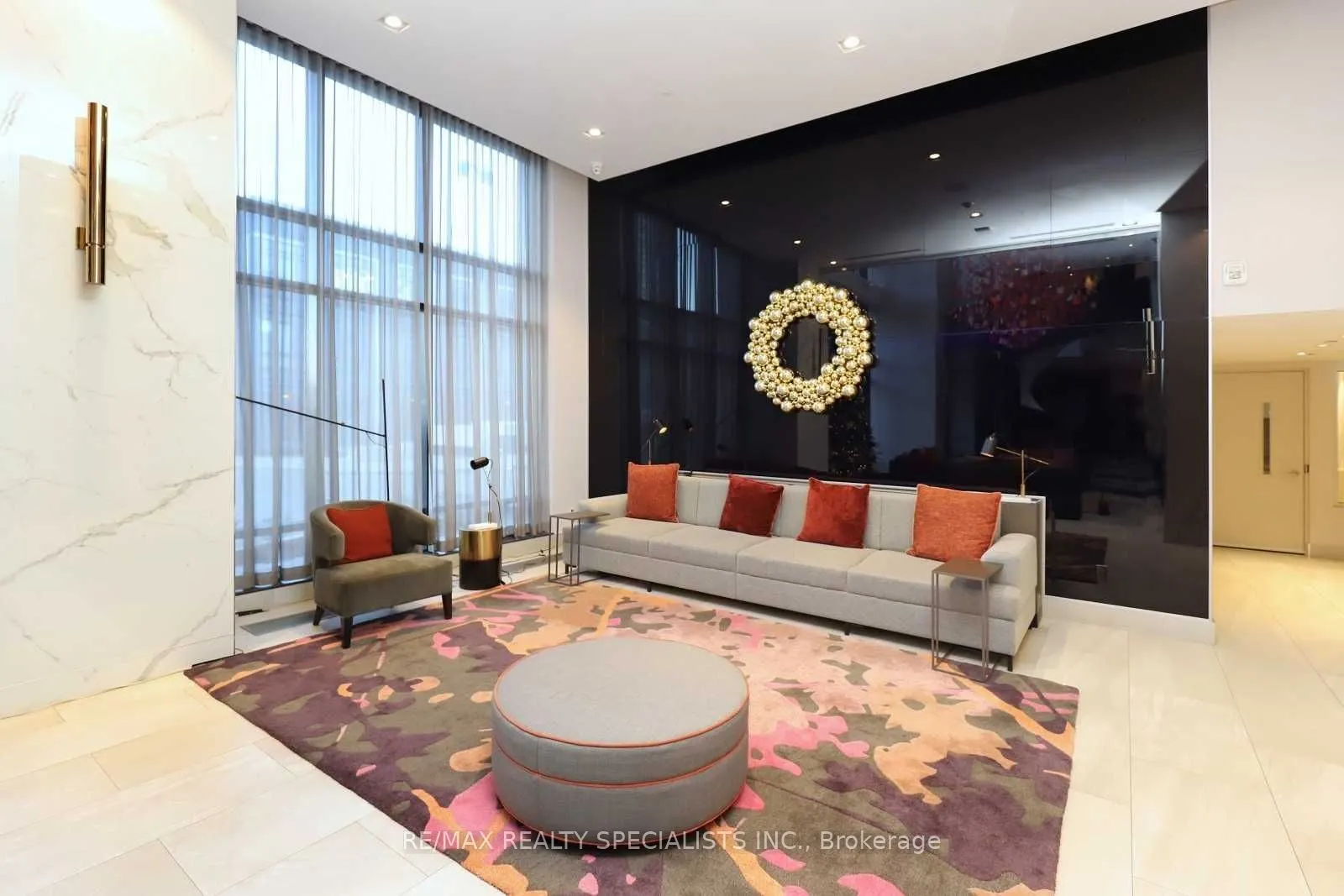 7 Mabelle Avenue, #506