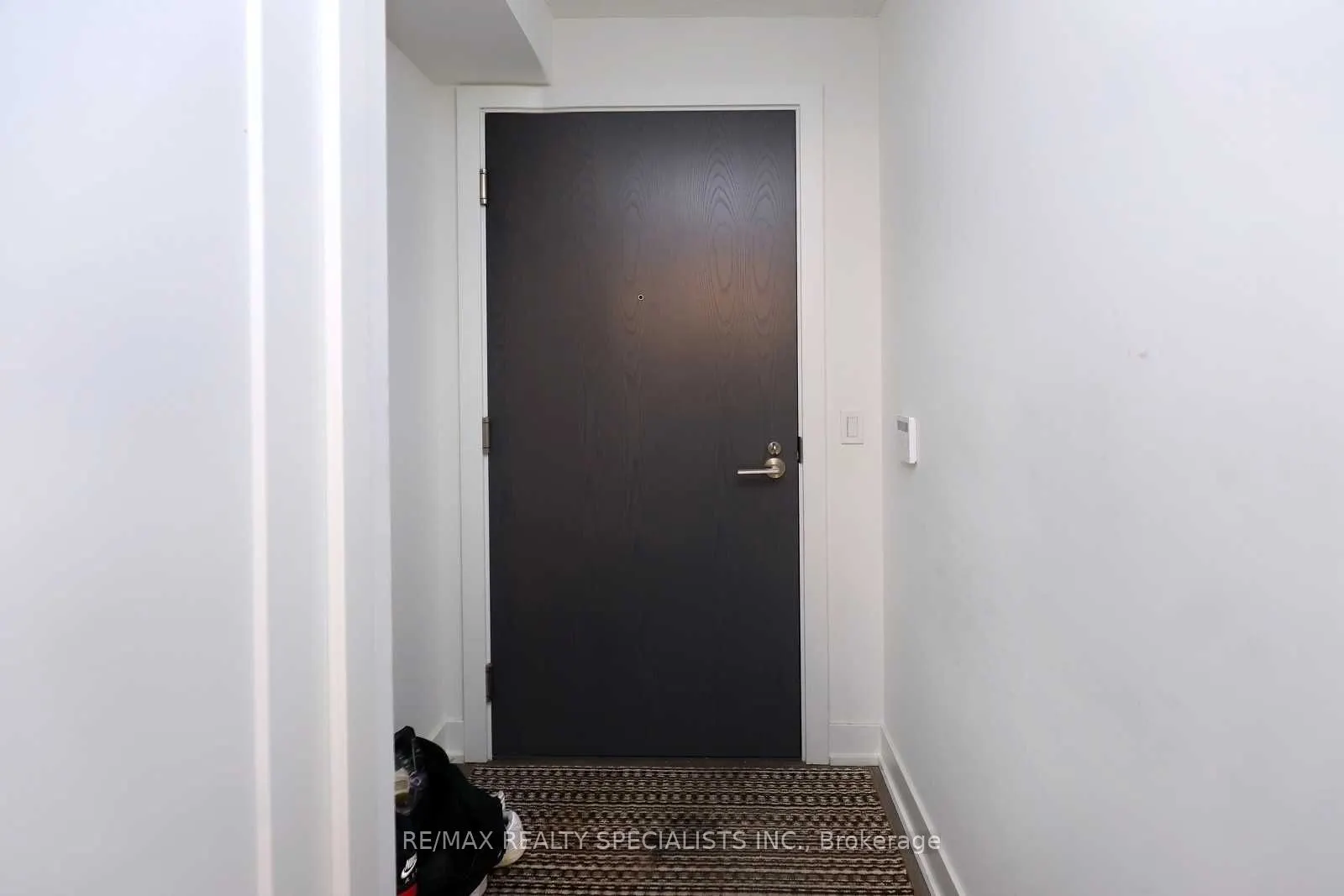 7 Mabelle Avenue, #506