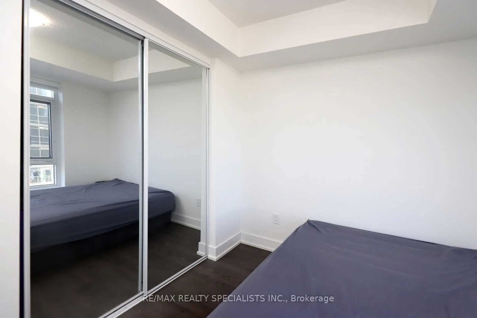 7 Mabelle Avenue, #506