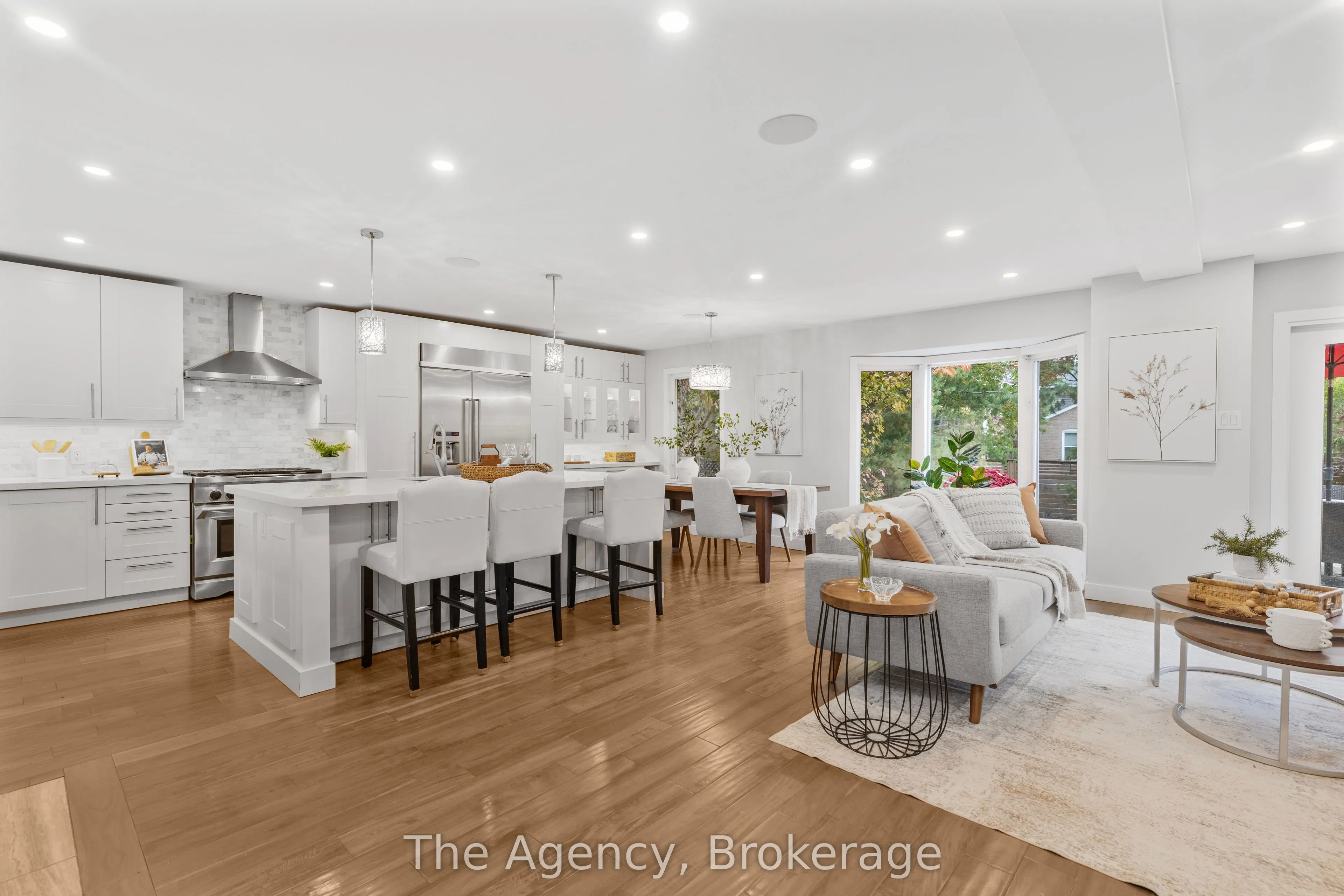 1122 Glenridge Drive