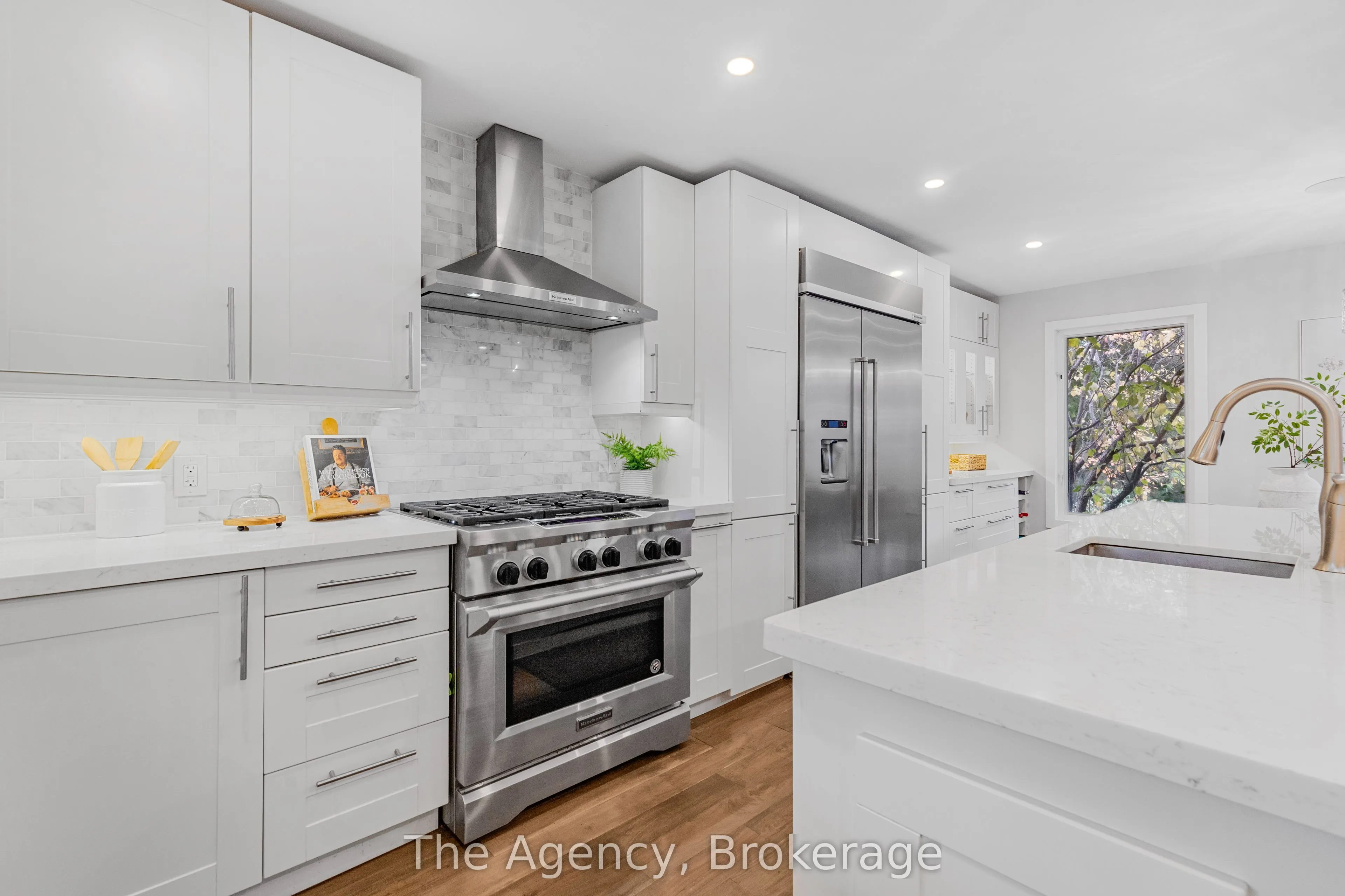 1122 Glenridge Drive