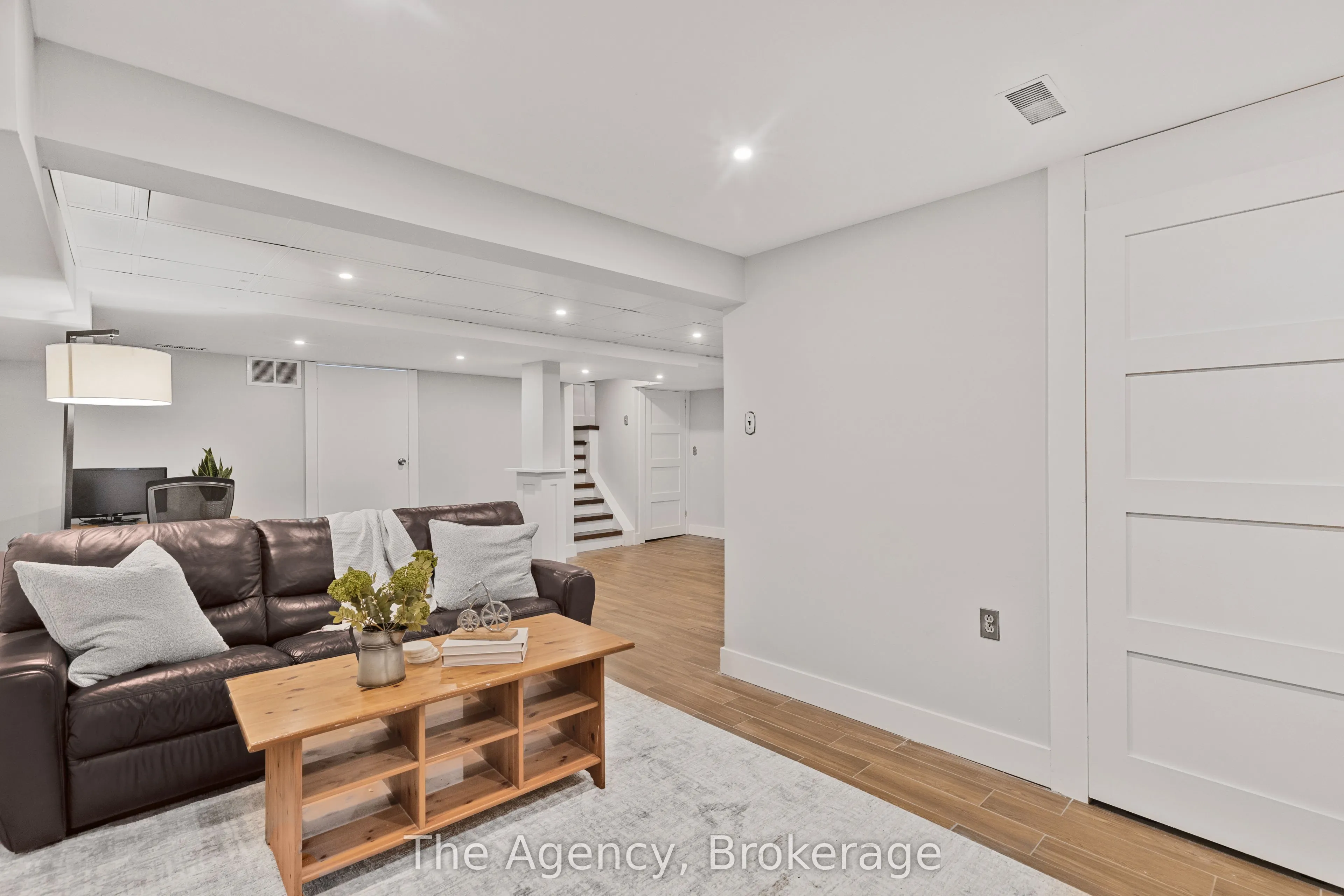 1122 Glenridge Drive