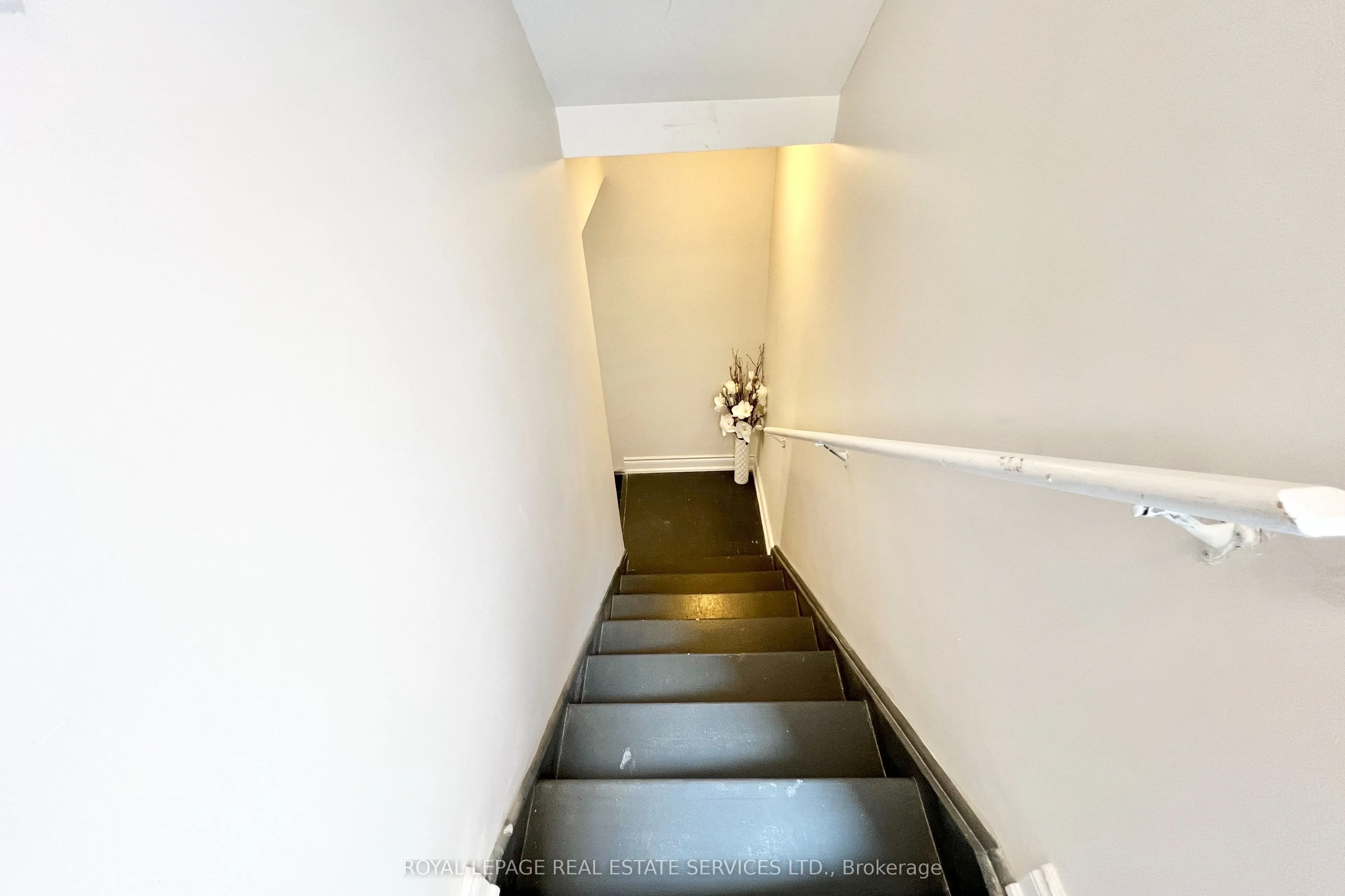 411 Grindstone Trail