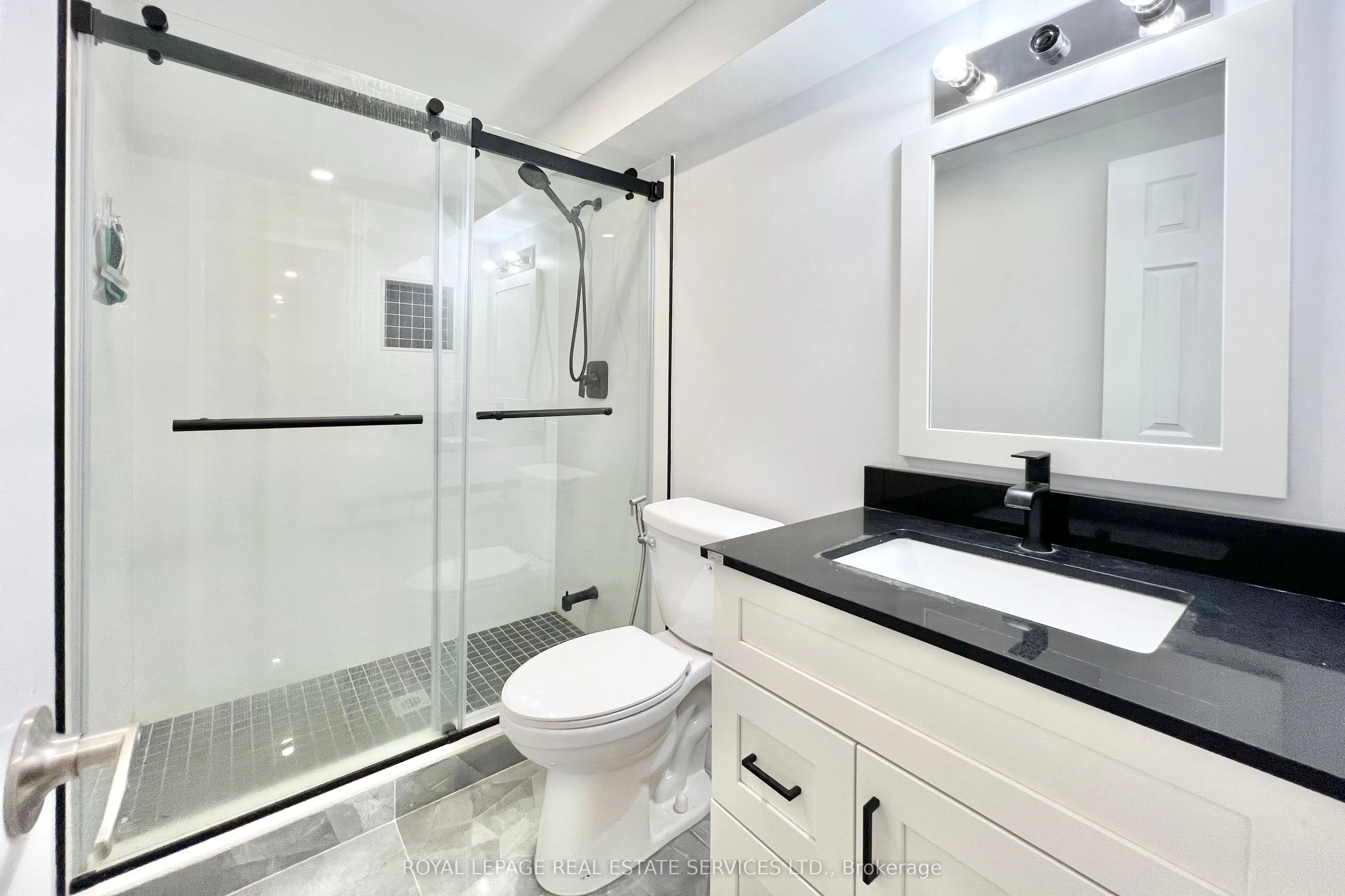 411 Grindstone Trail