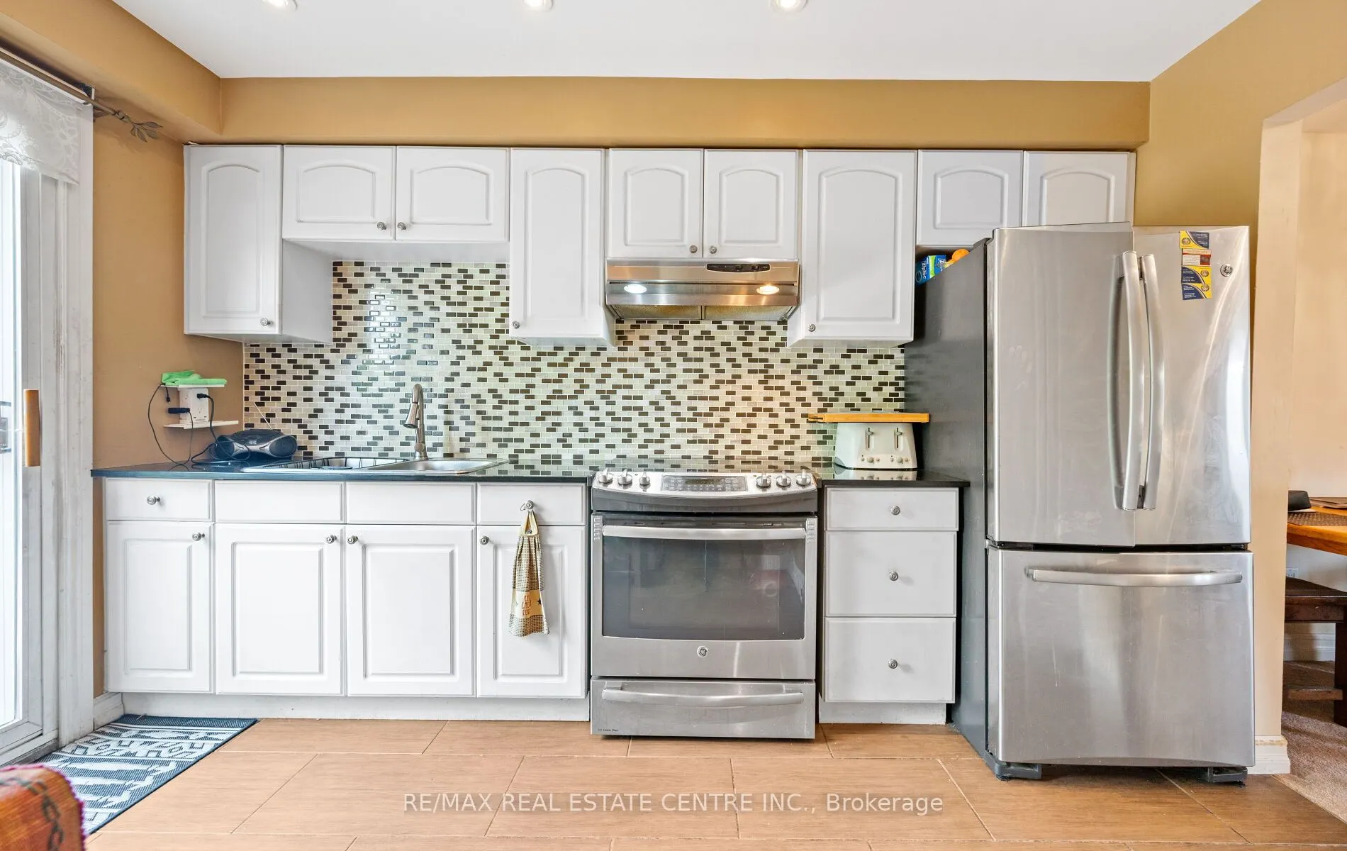 750 Burnhamthorpe Road E, #35