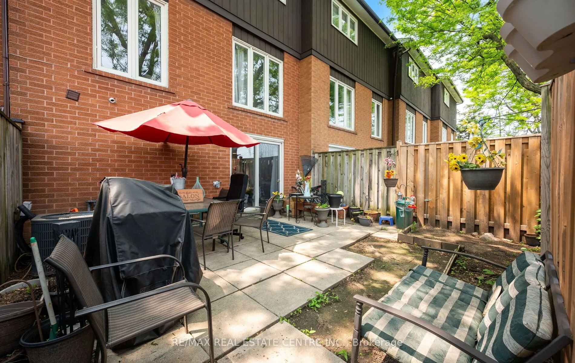 750 Burnhamthorpe Road E, #35