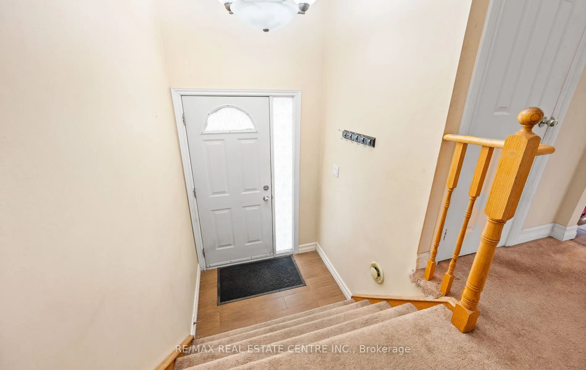 750 Burnhamthorpe Road E, #35