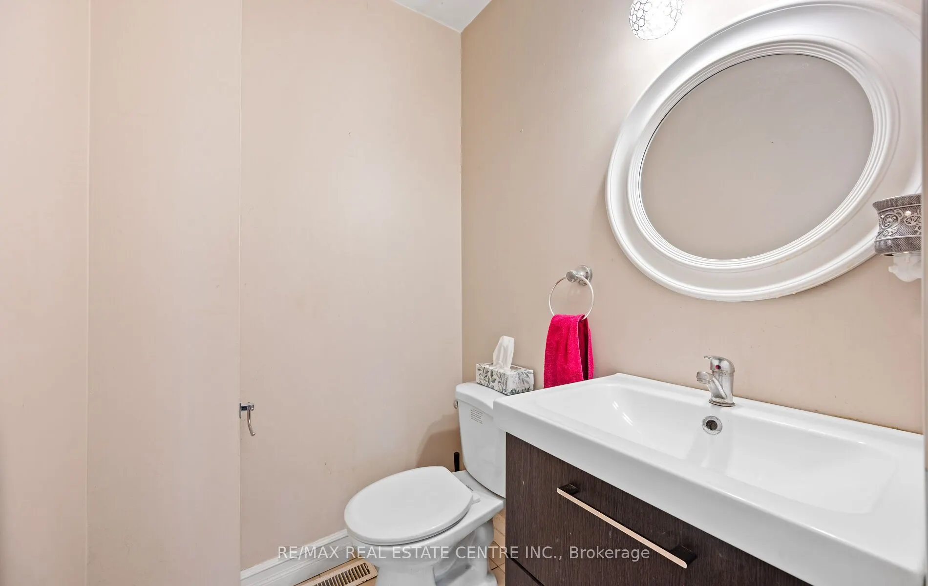 750 Burnhamthorpe Road E, #35