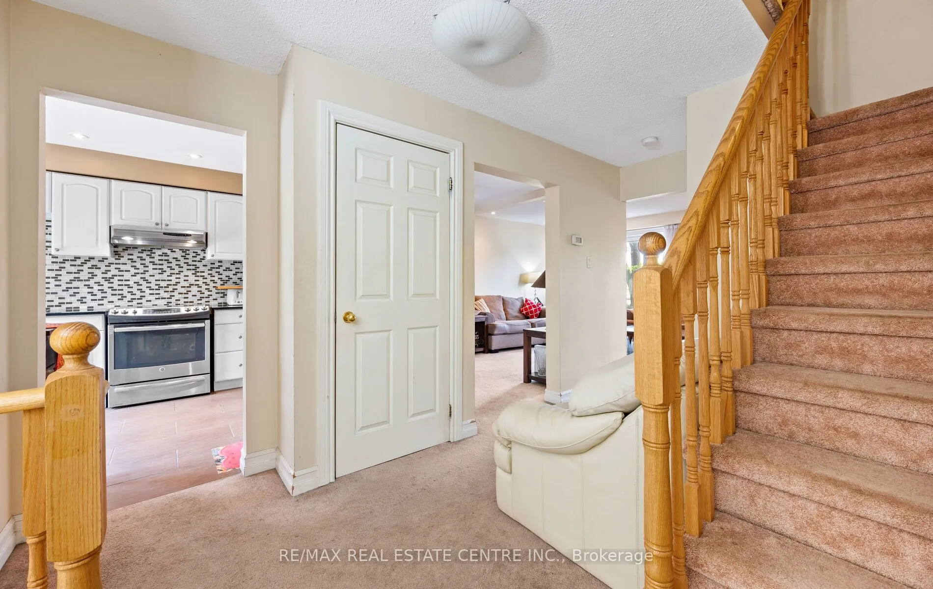 750 Burnhamthorpe Road E, #35