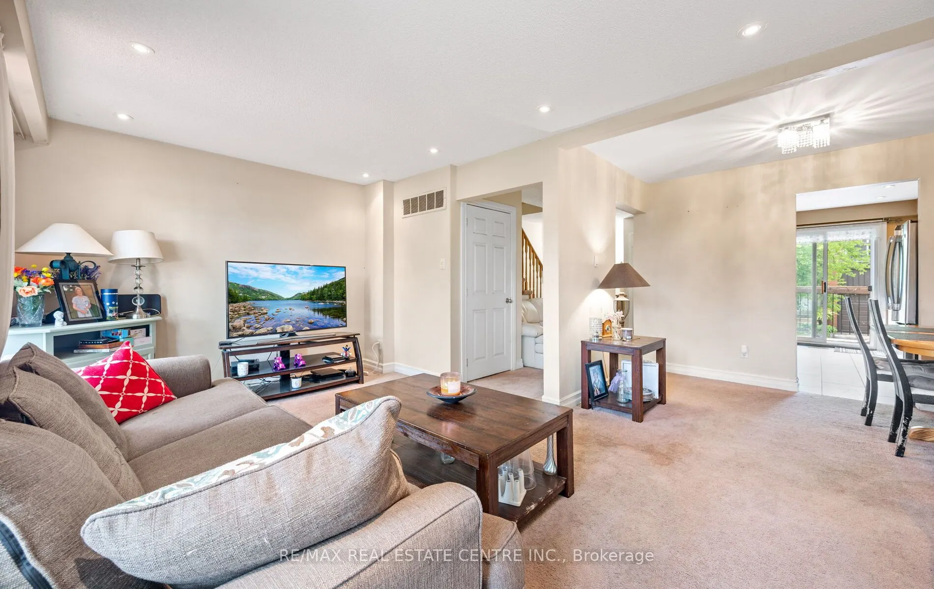 750 Burnhamthorpe Road E, #35