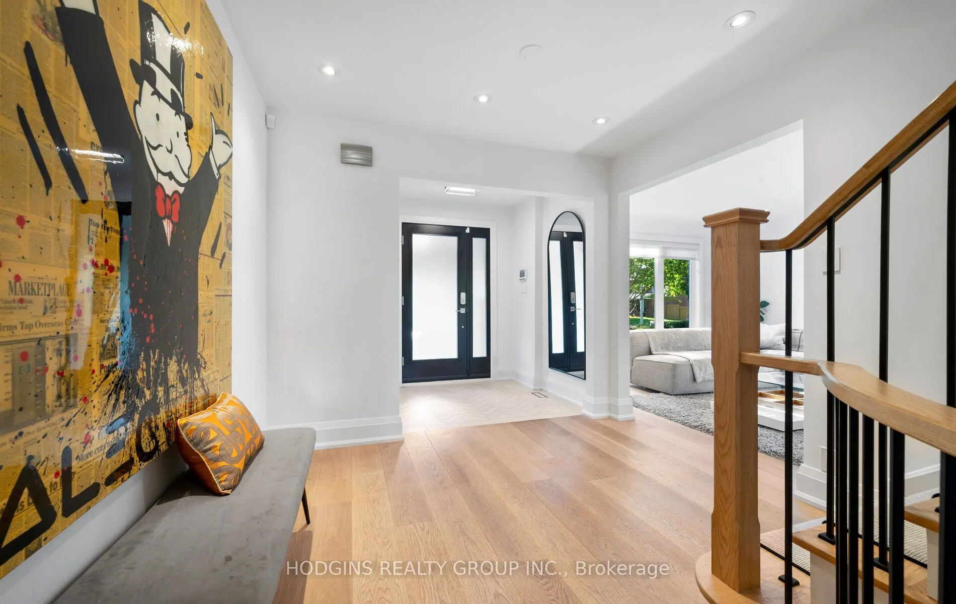 1726 Sherwood Forrest Circle