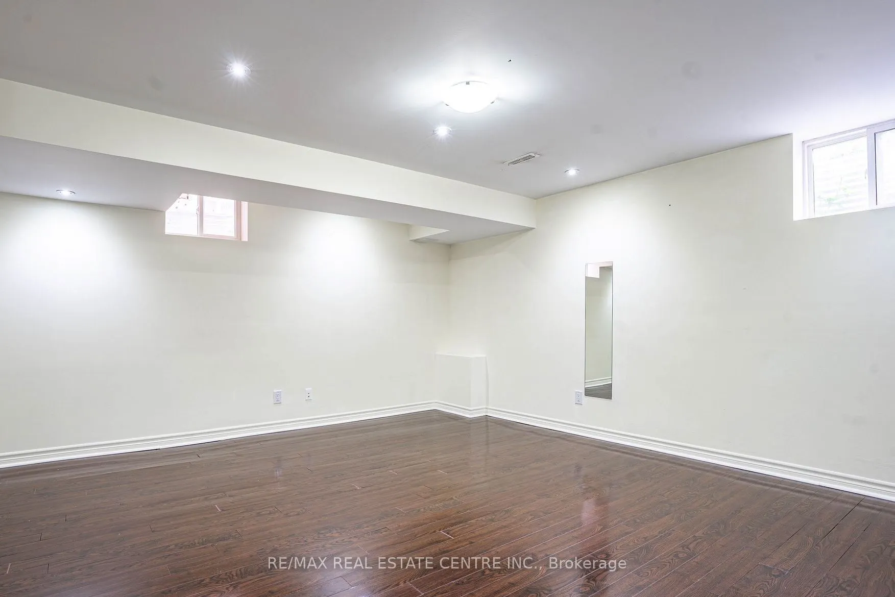 106 Silent Pond Crescent