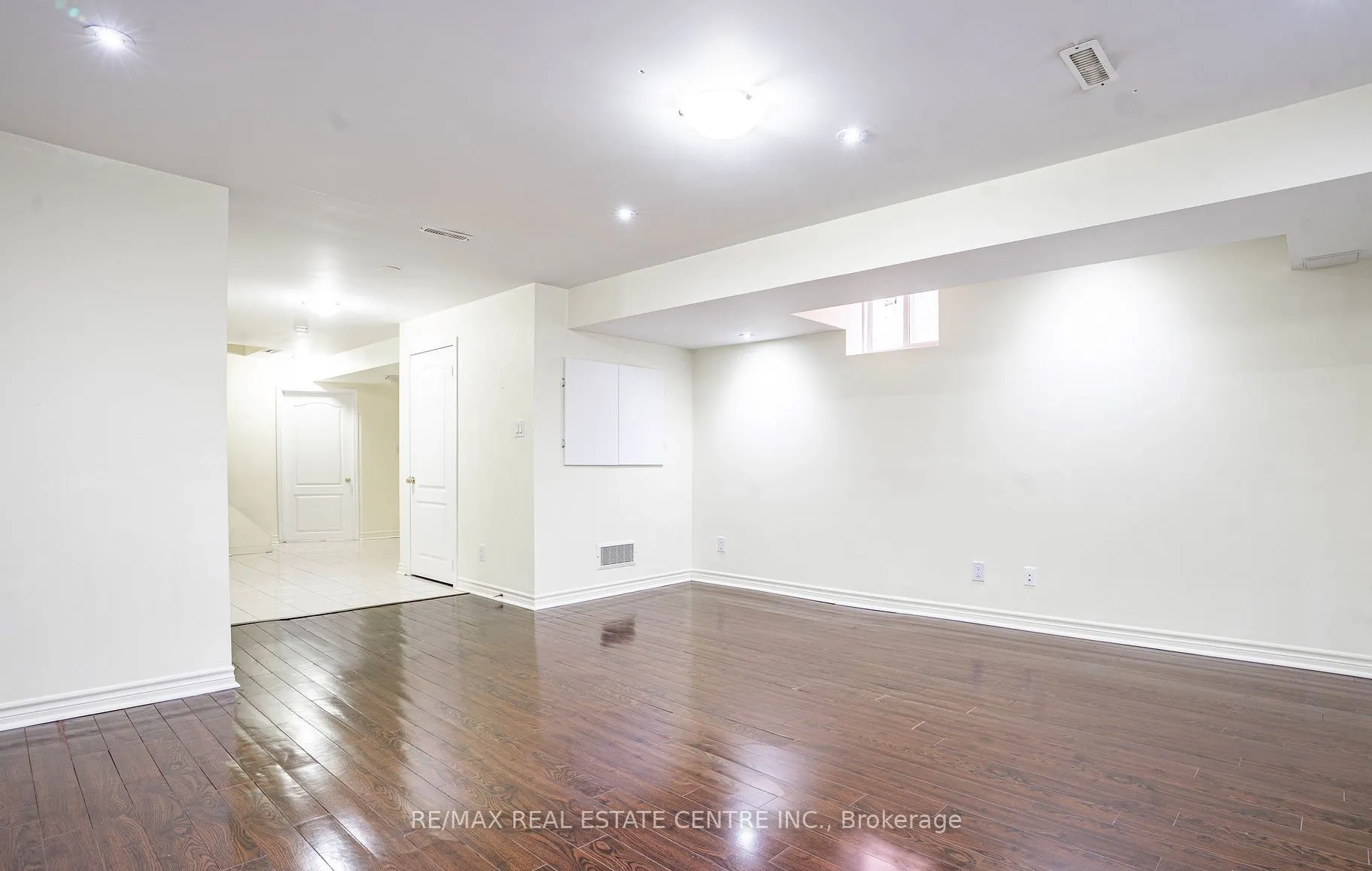 106 Silent Pond Crescent