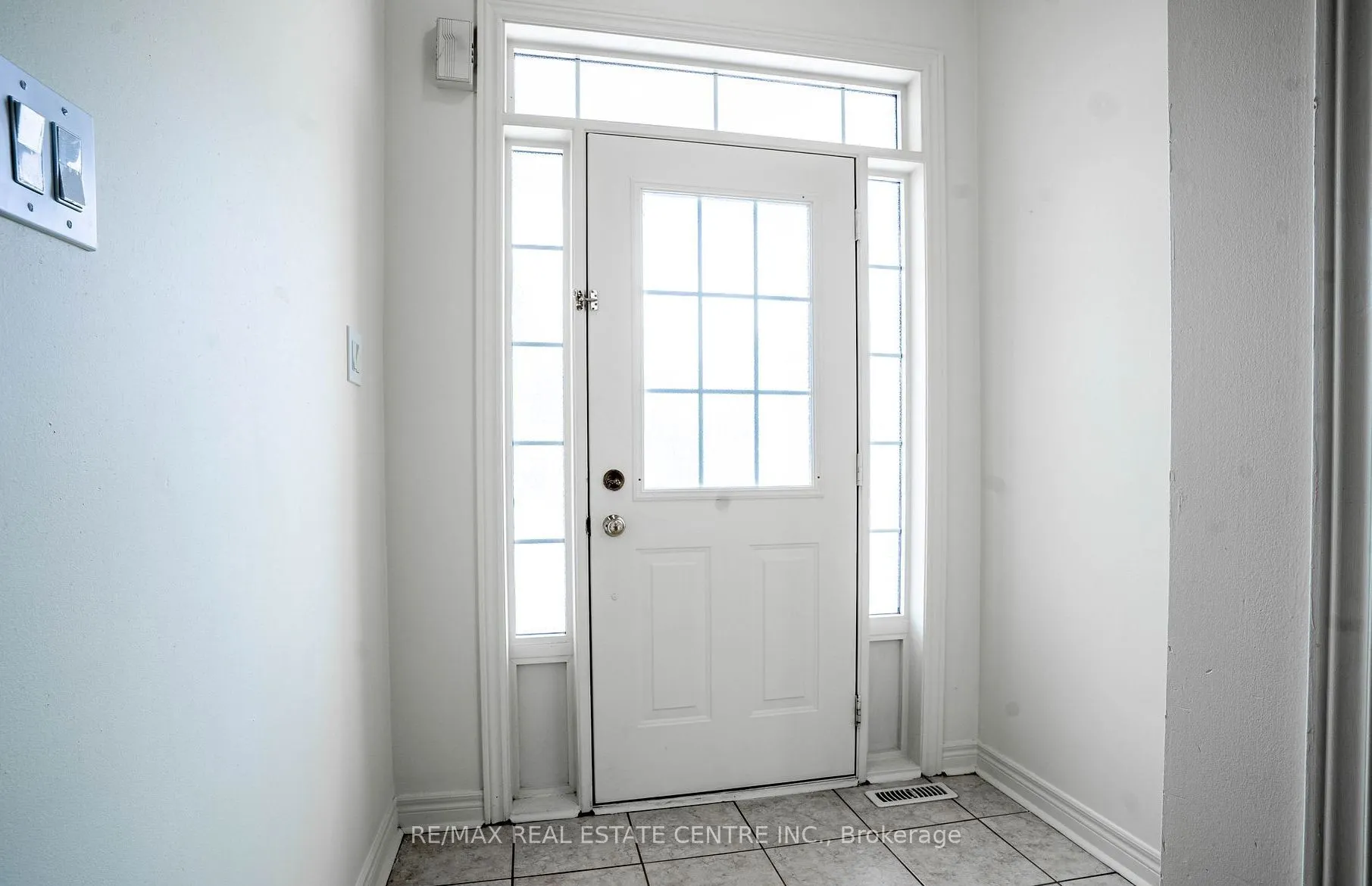 106 Silent Pond Crescent