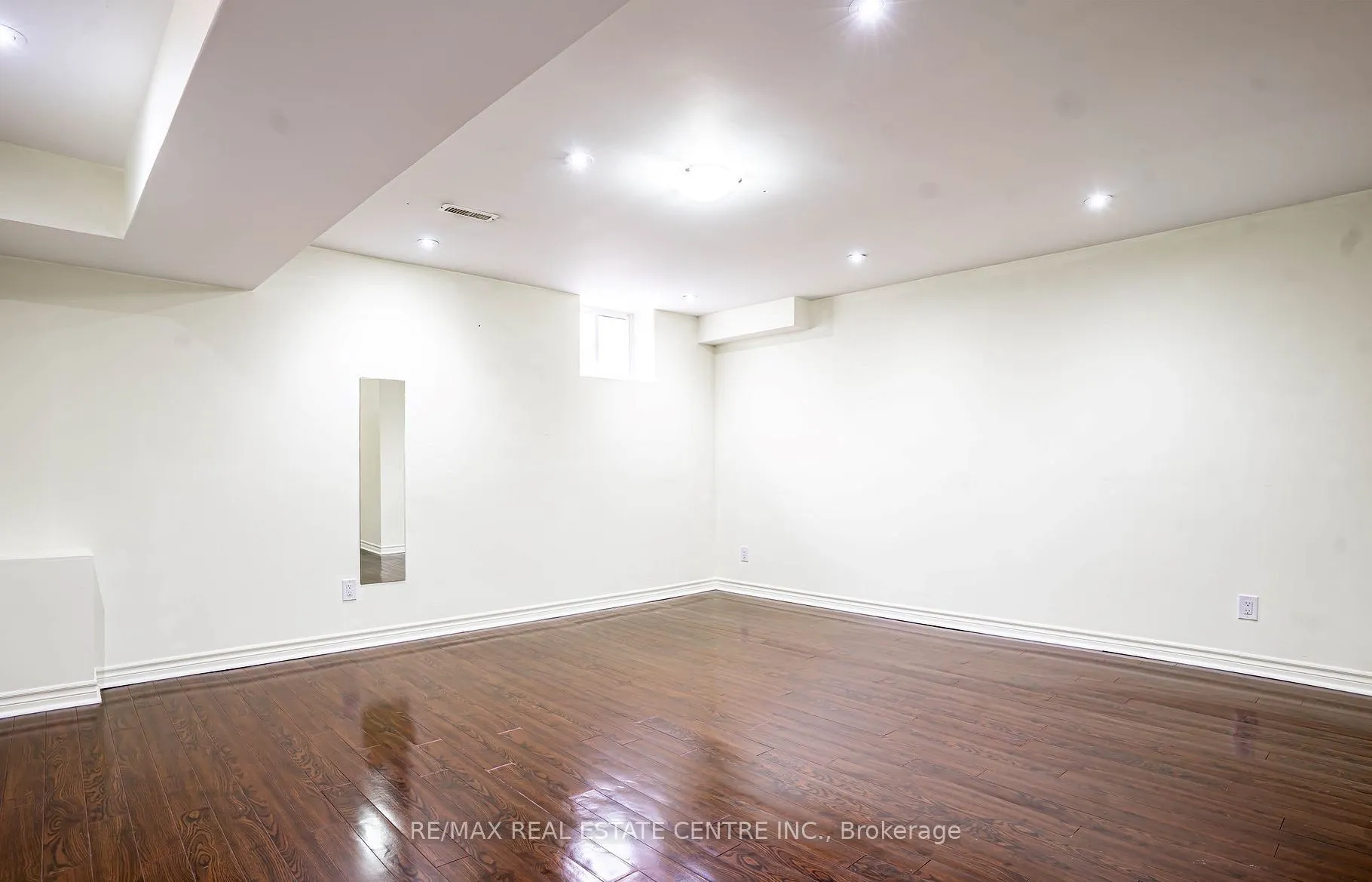 106 Silent Pond Crescent