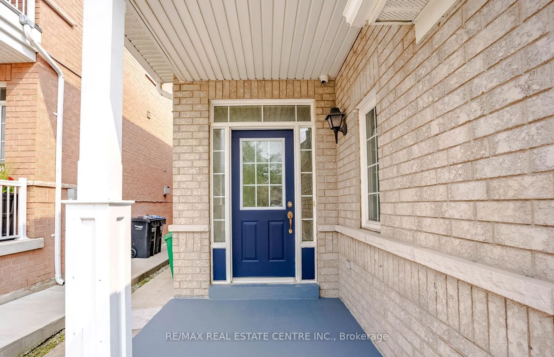 106 Silent Pond Crescent