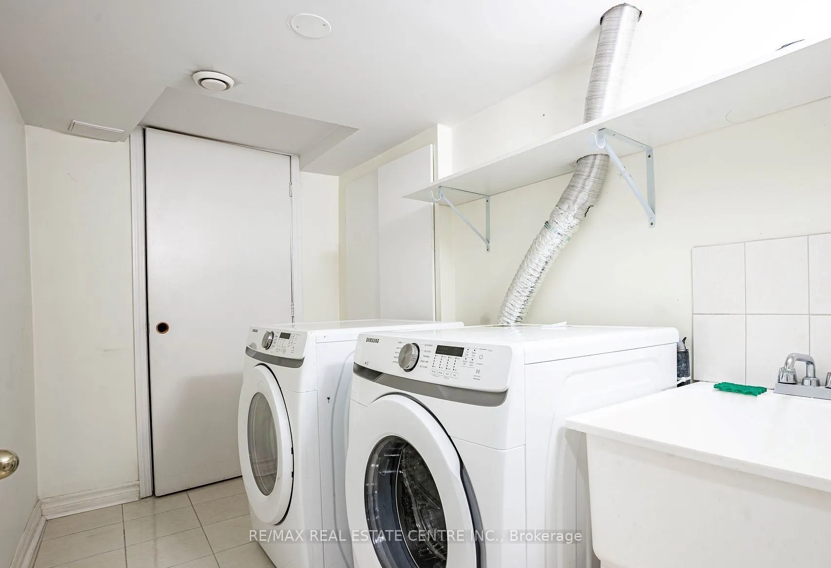 106 Silent Pond Crescent