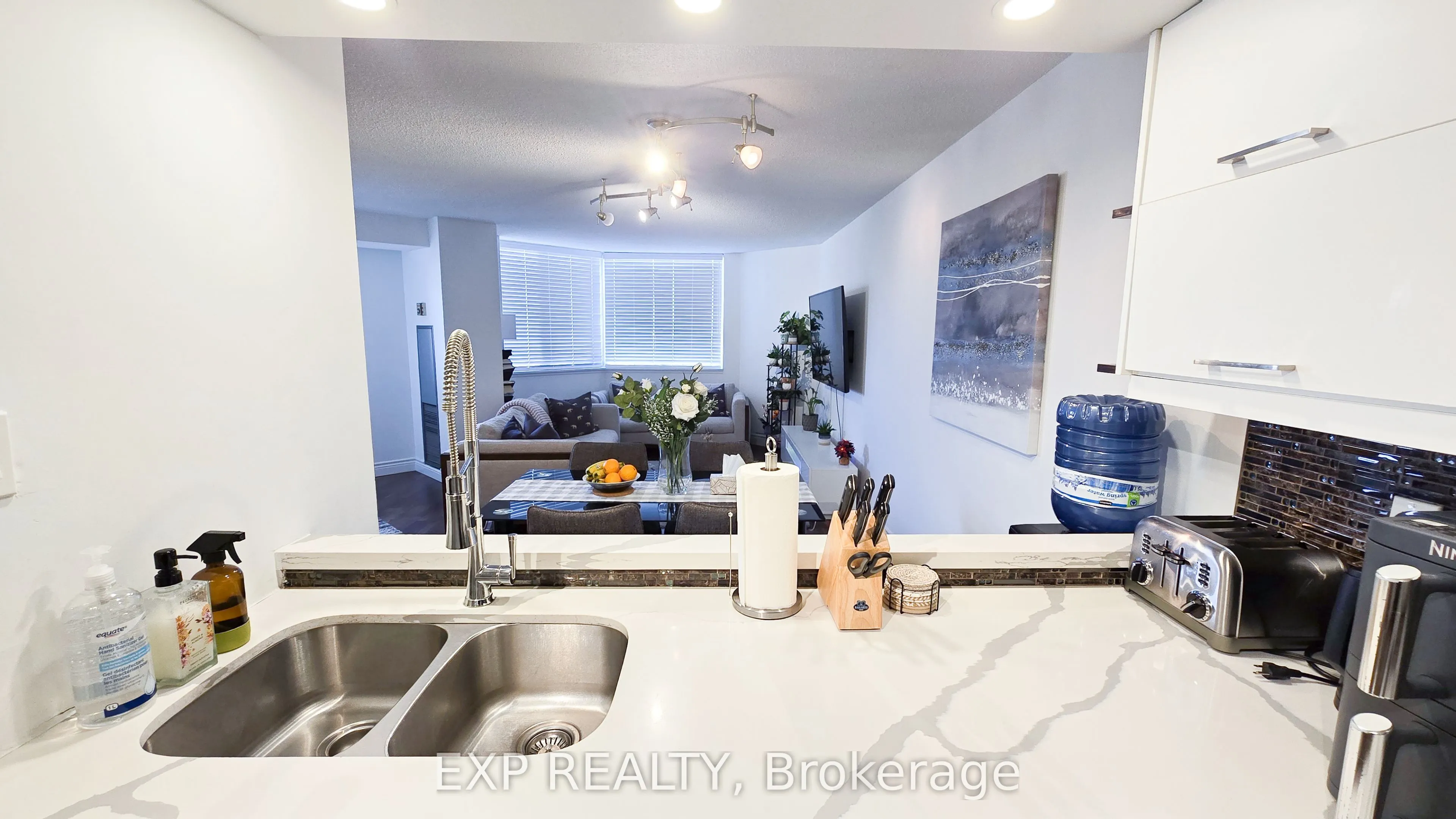 234 Albion Road, #PH 10