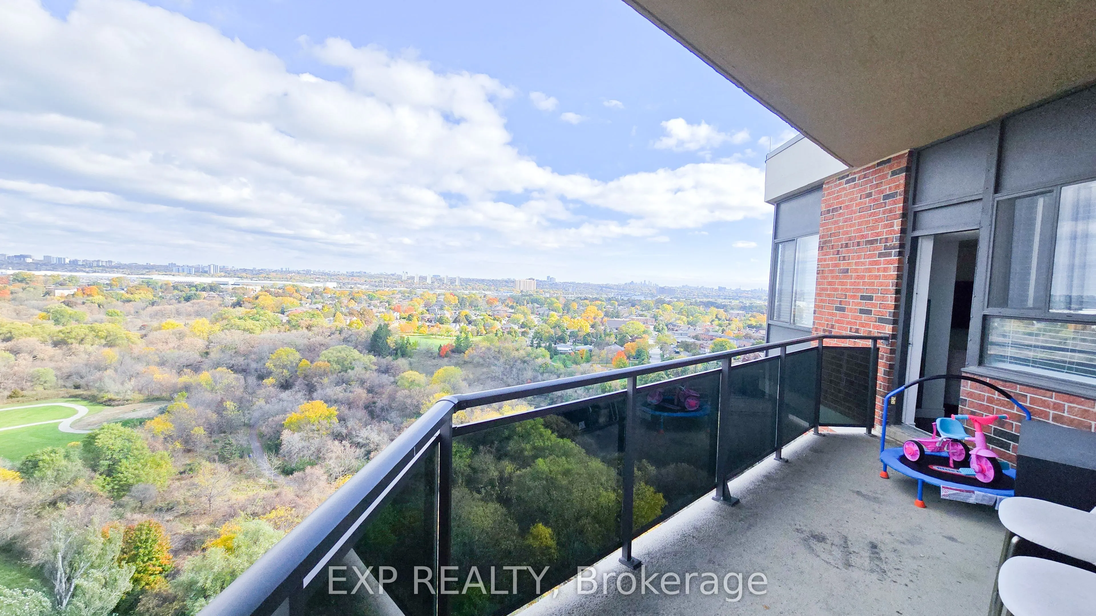 234 Albion Road, #PH 10