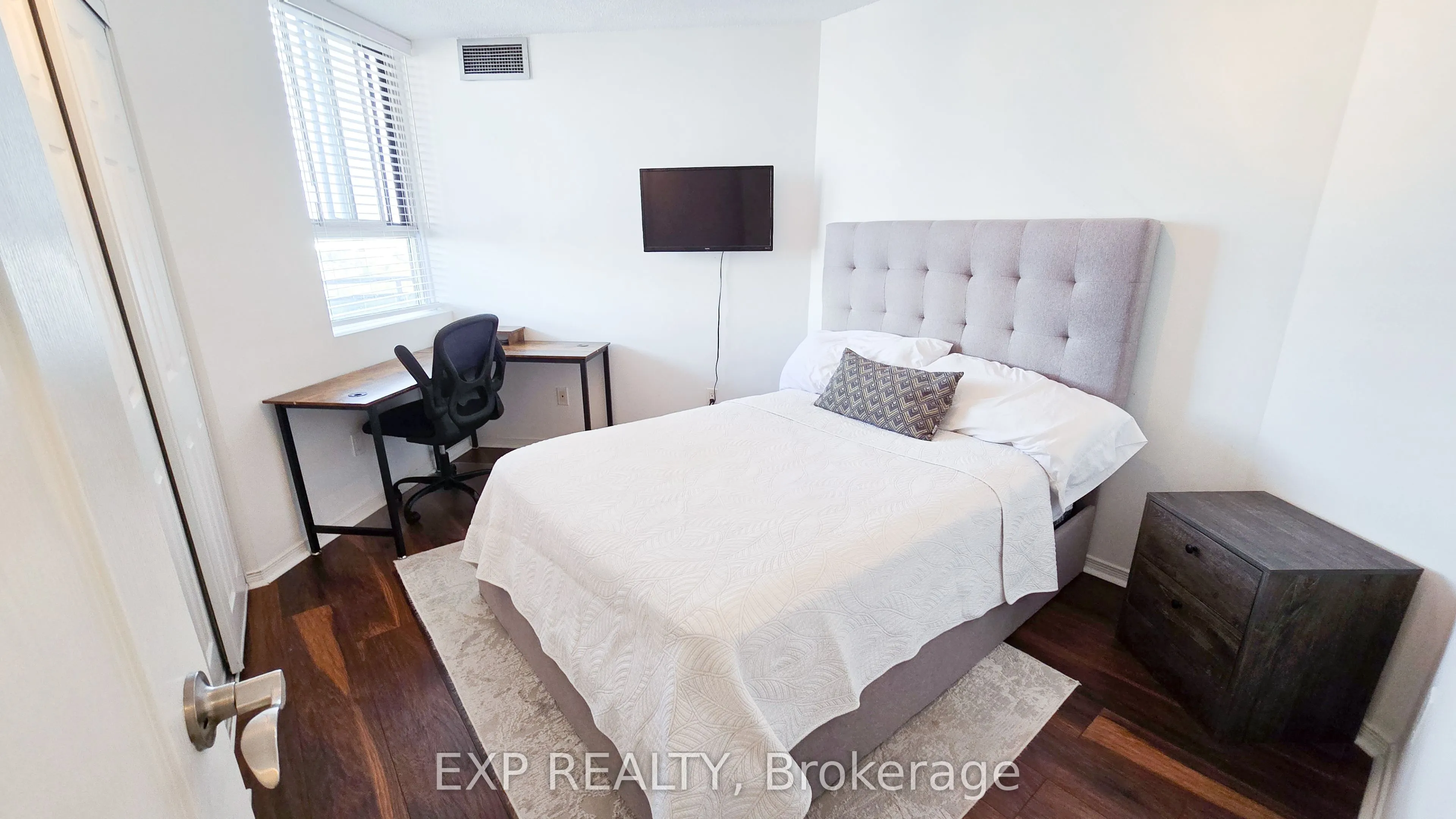 234 Albion Road, #PH 10