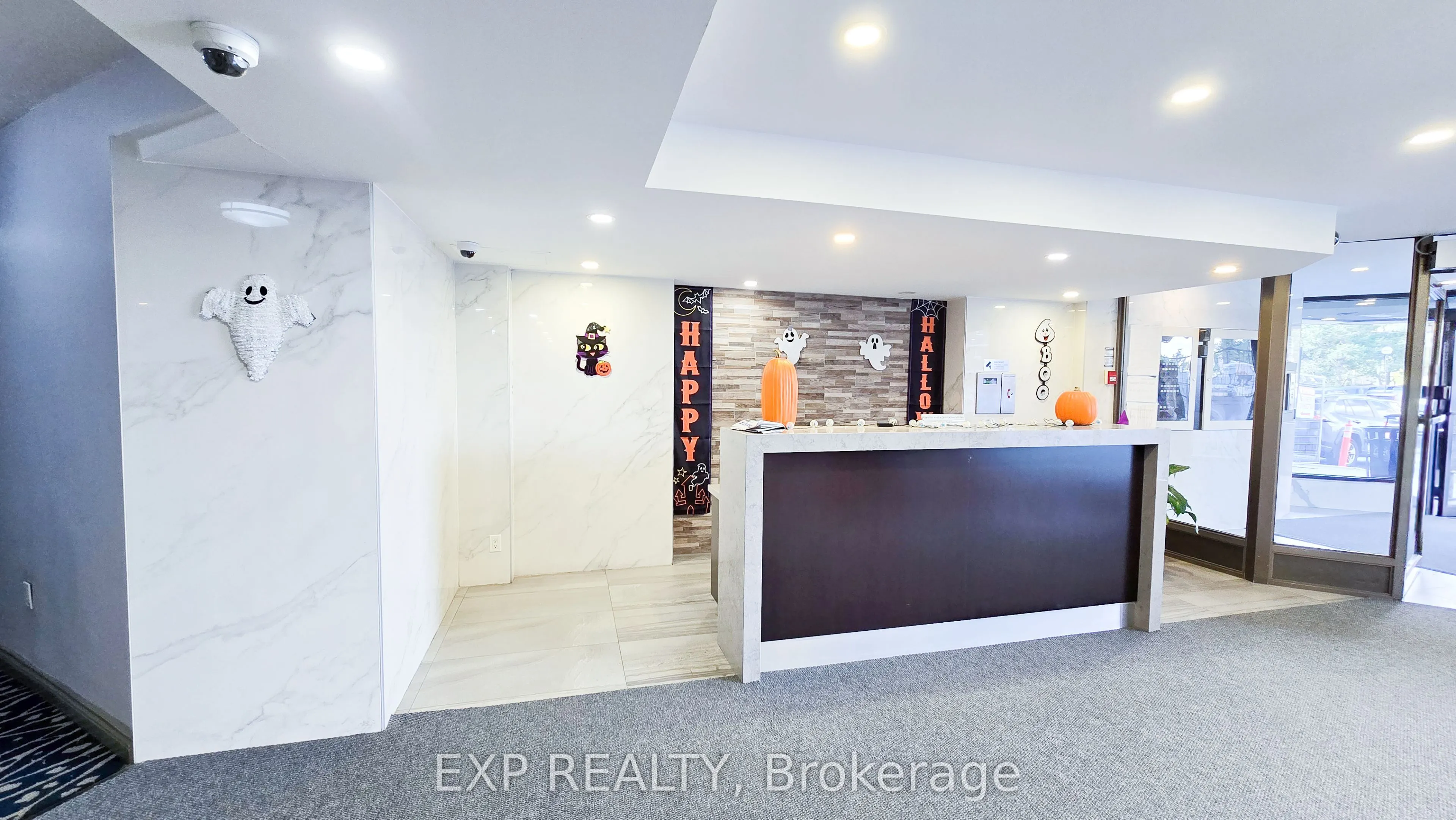 234 Albion Road, #PH 10